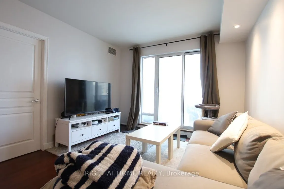 200 Besserer Street, #308