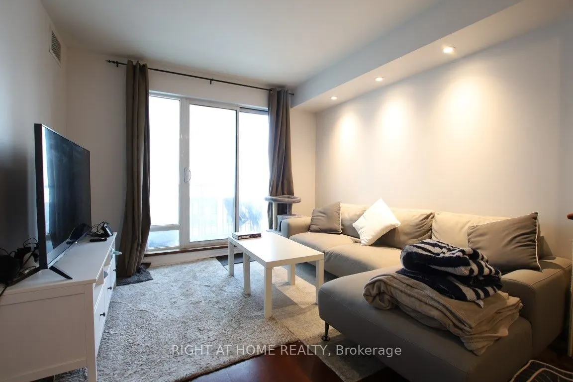200 Besserer Street, #308