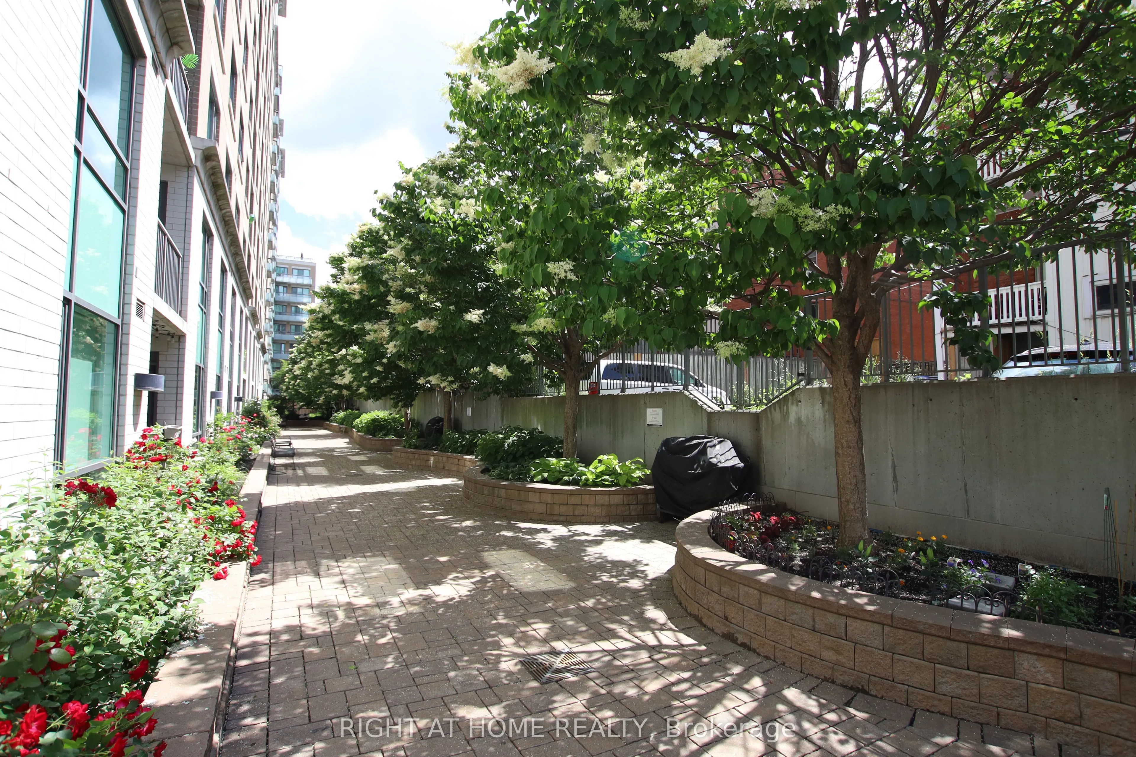 200 Besserer Street, #308
