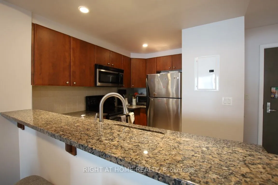 200 Besserer Street, #308
