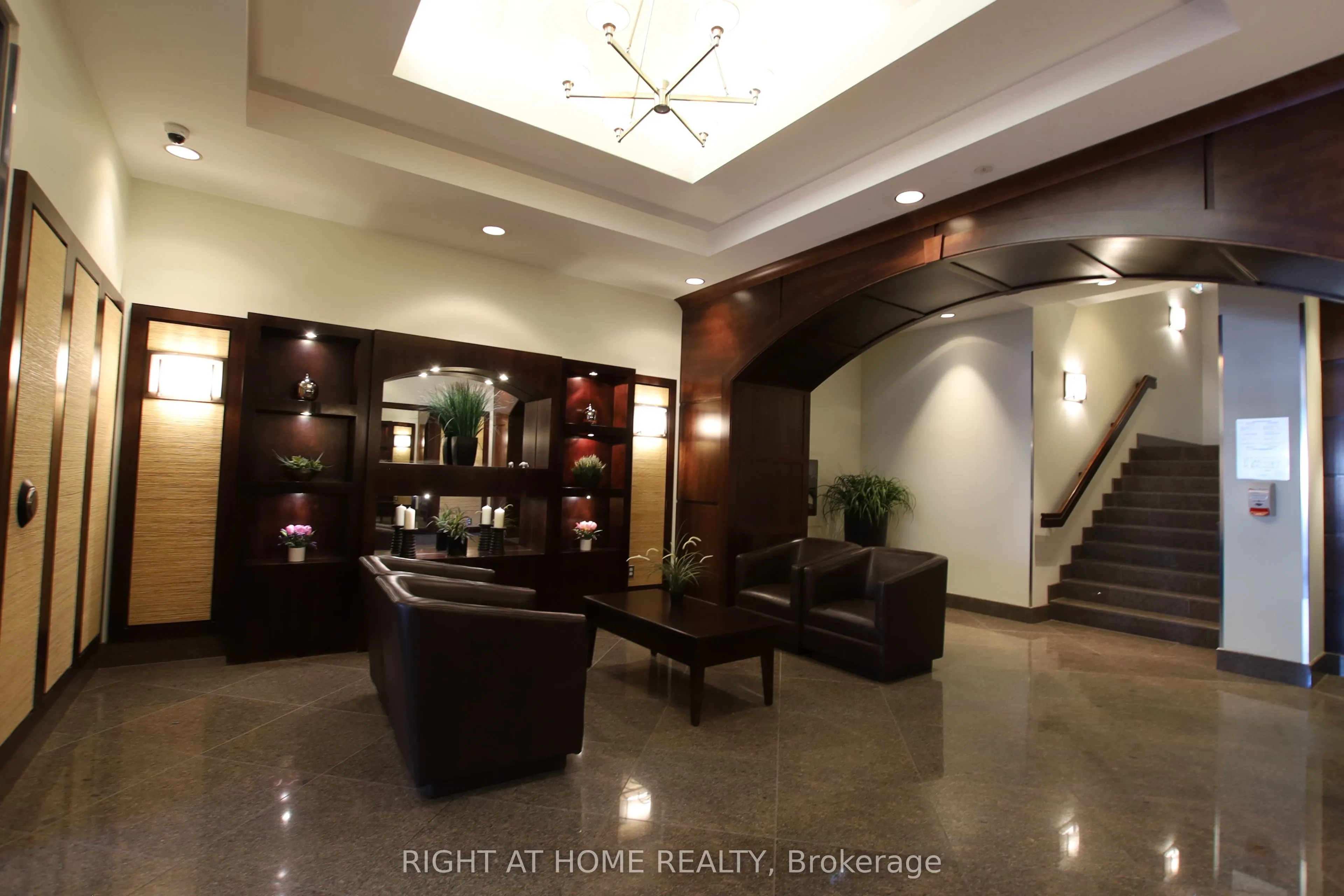 200 Besserer Street, #308