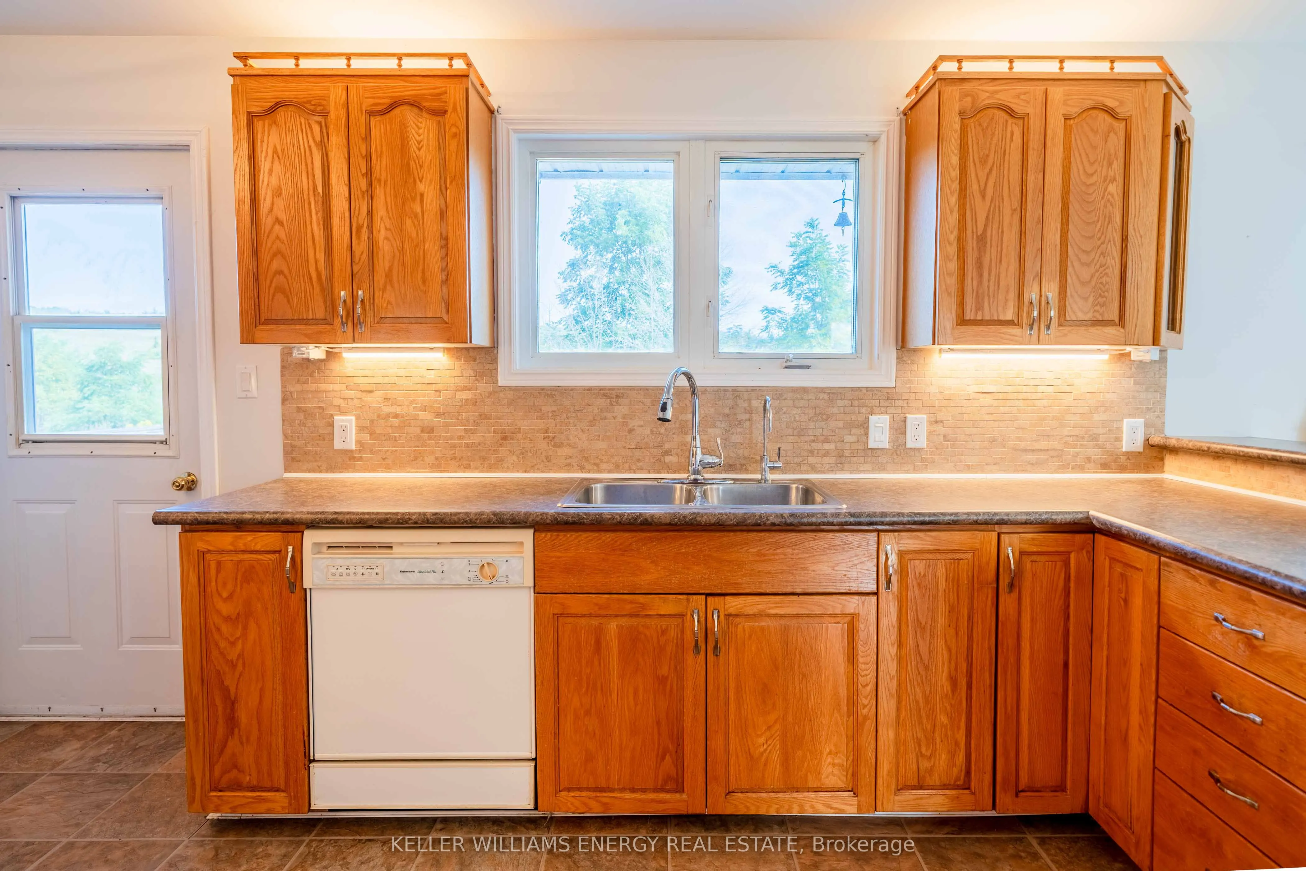 12699 Loyalist Parkway