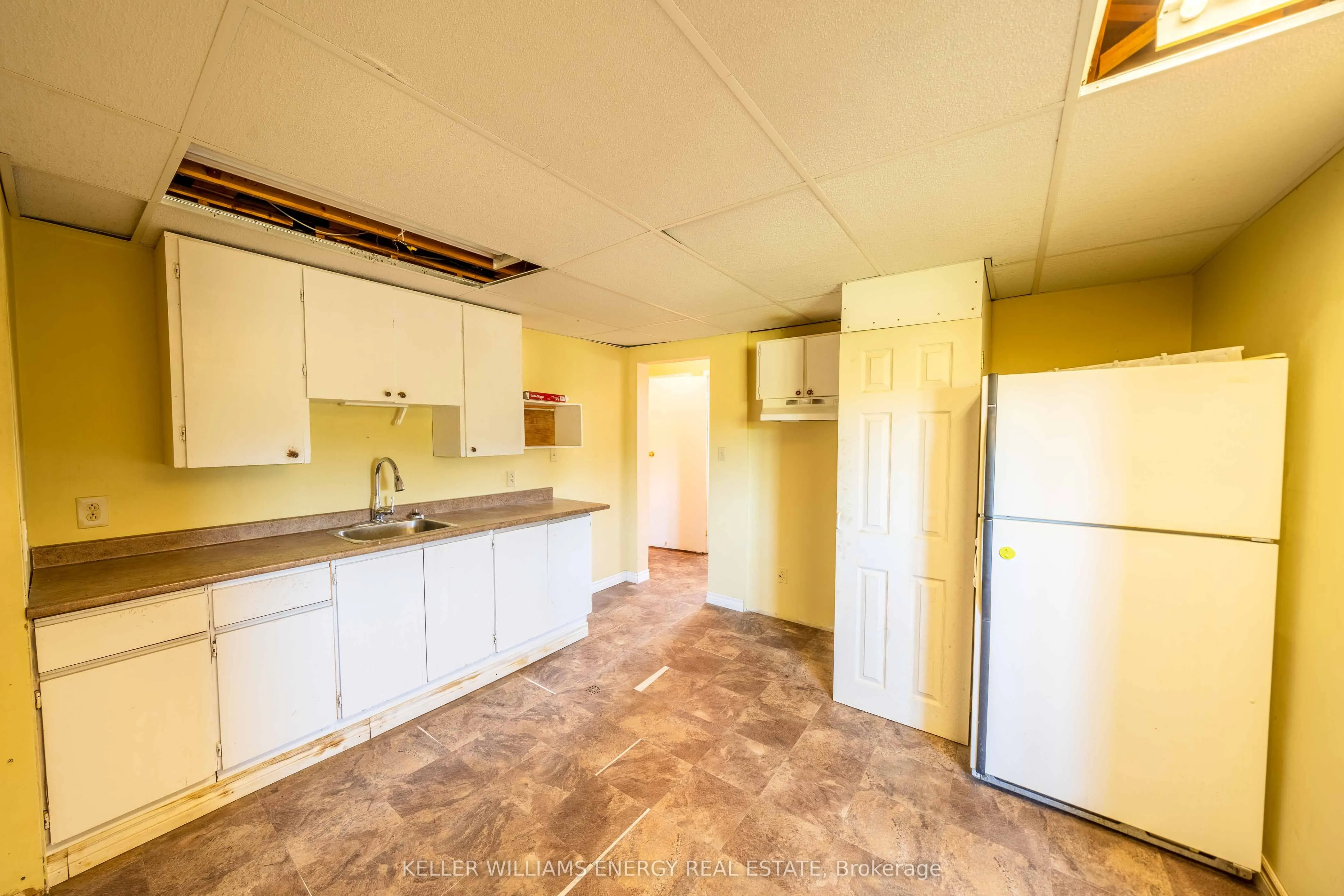 12699 Loyalist Parkway
