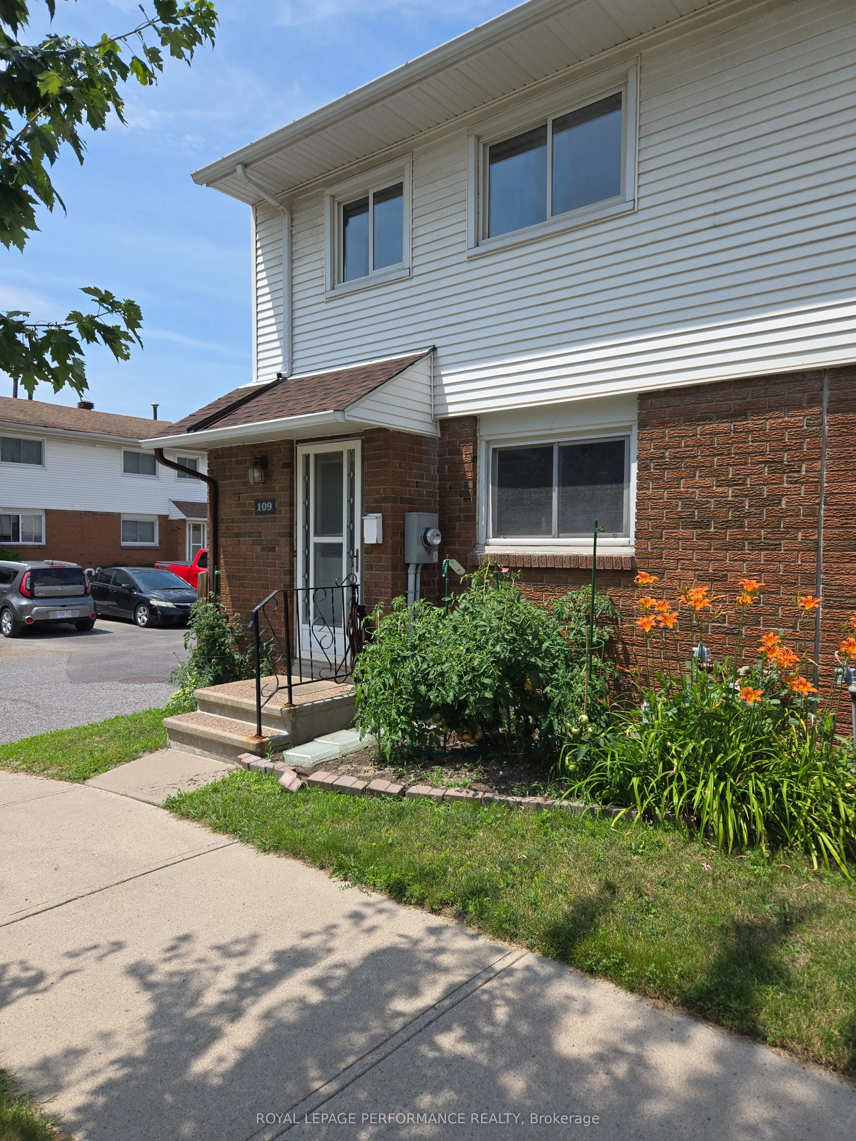 1045 Morrison Drive, #109