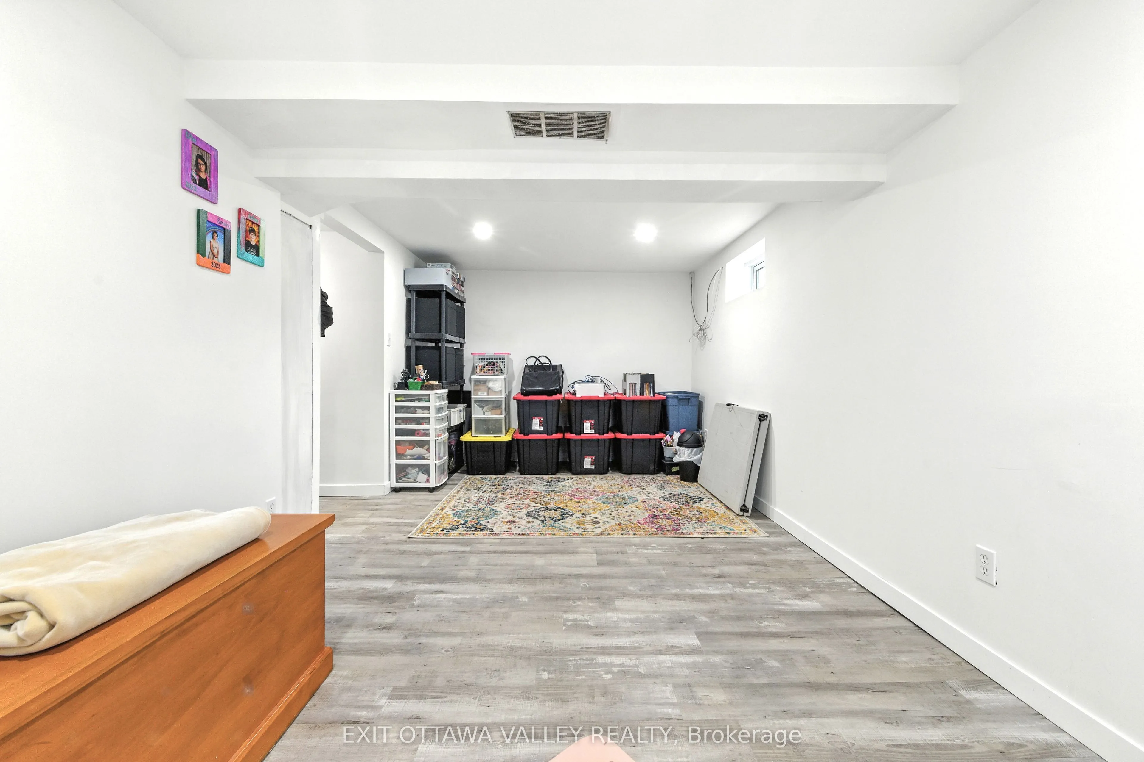 49 Glendale Avenue