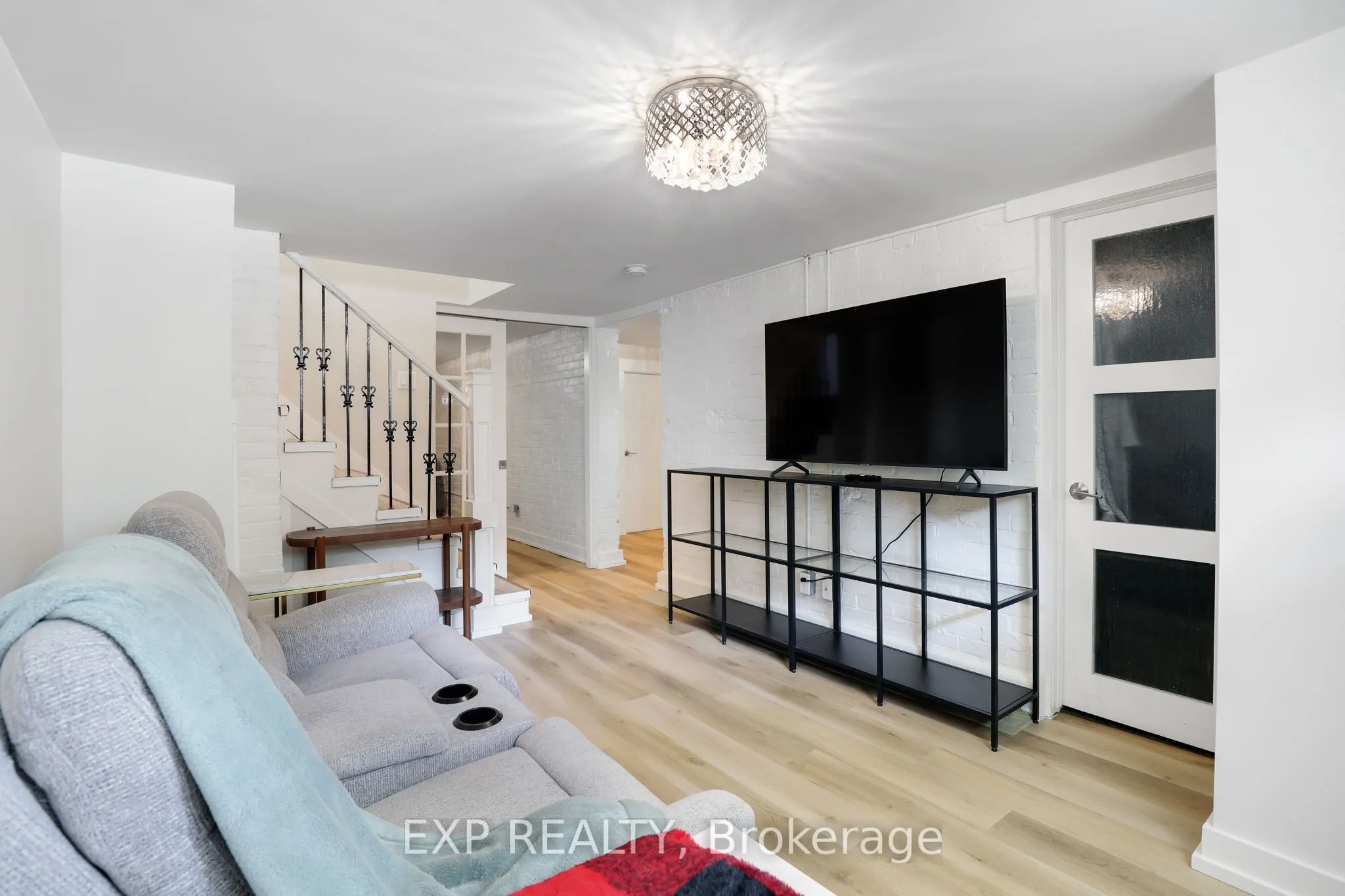 22 Delaware Avenue
