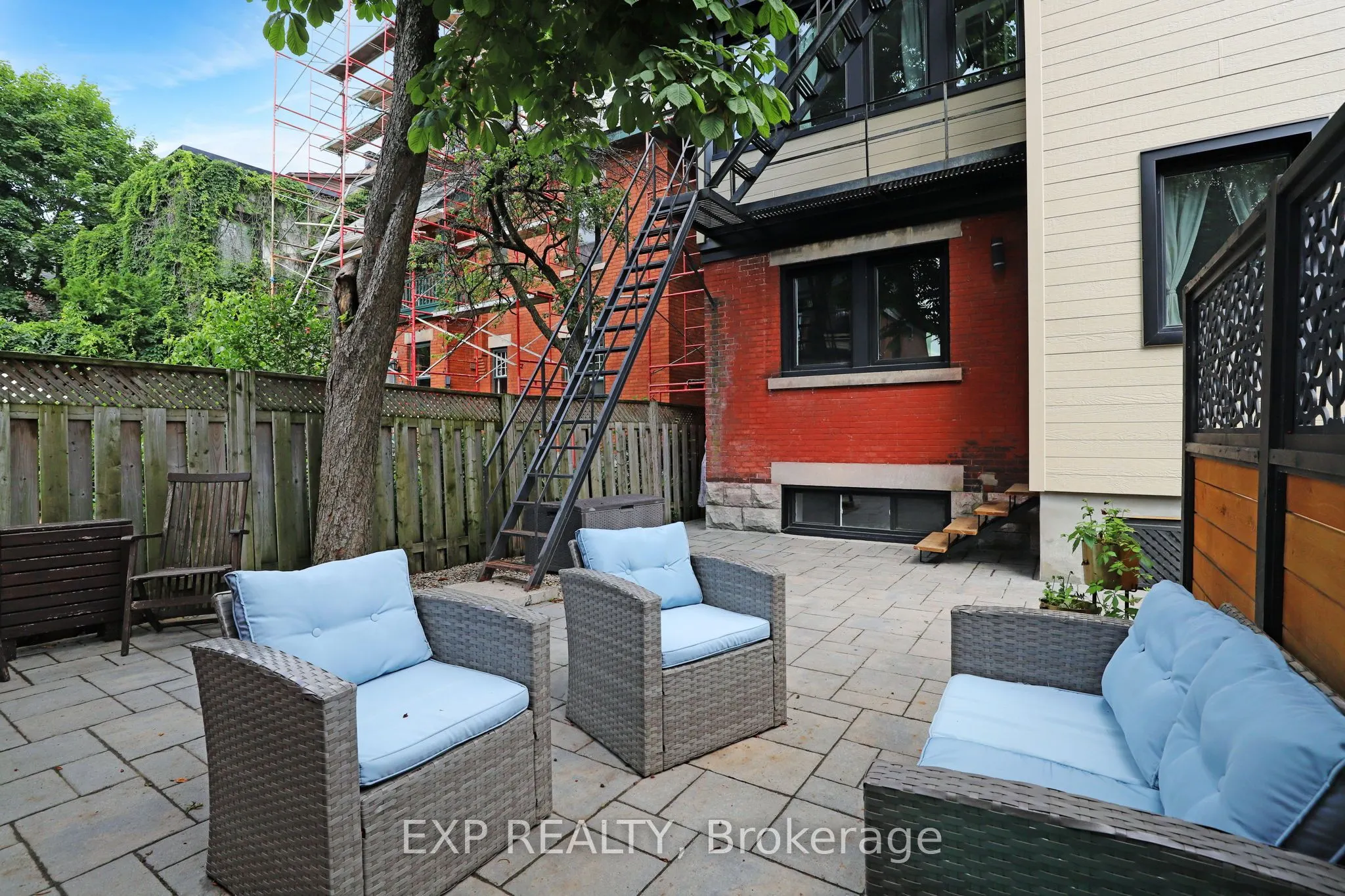 22 Delaware Avenue