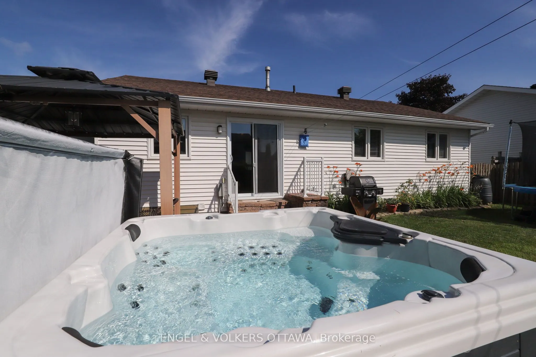 4 Maple Drive