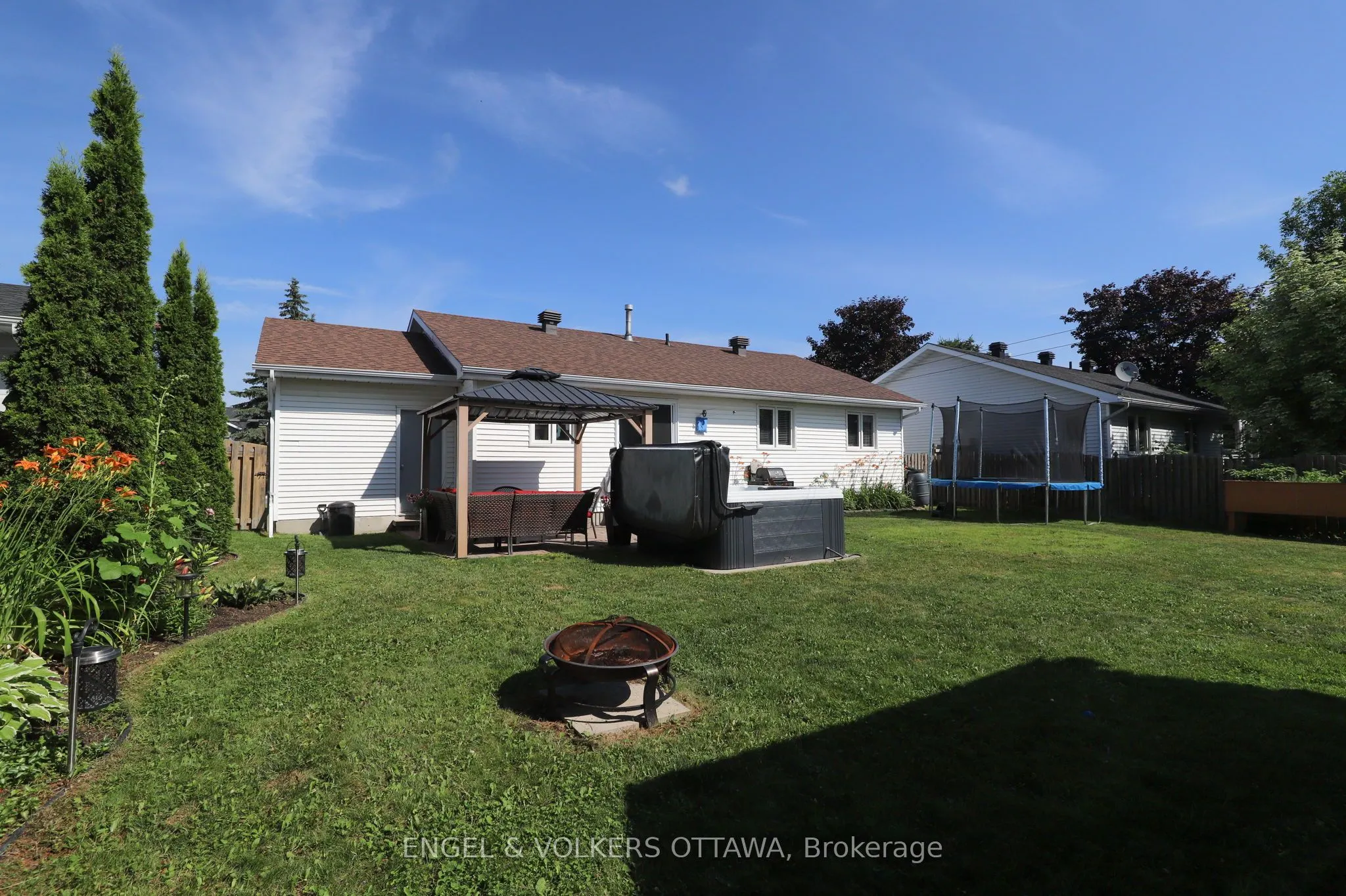 4 Maple Drive