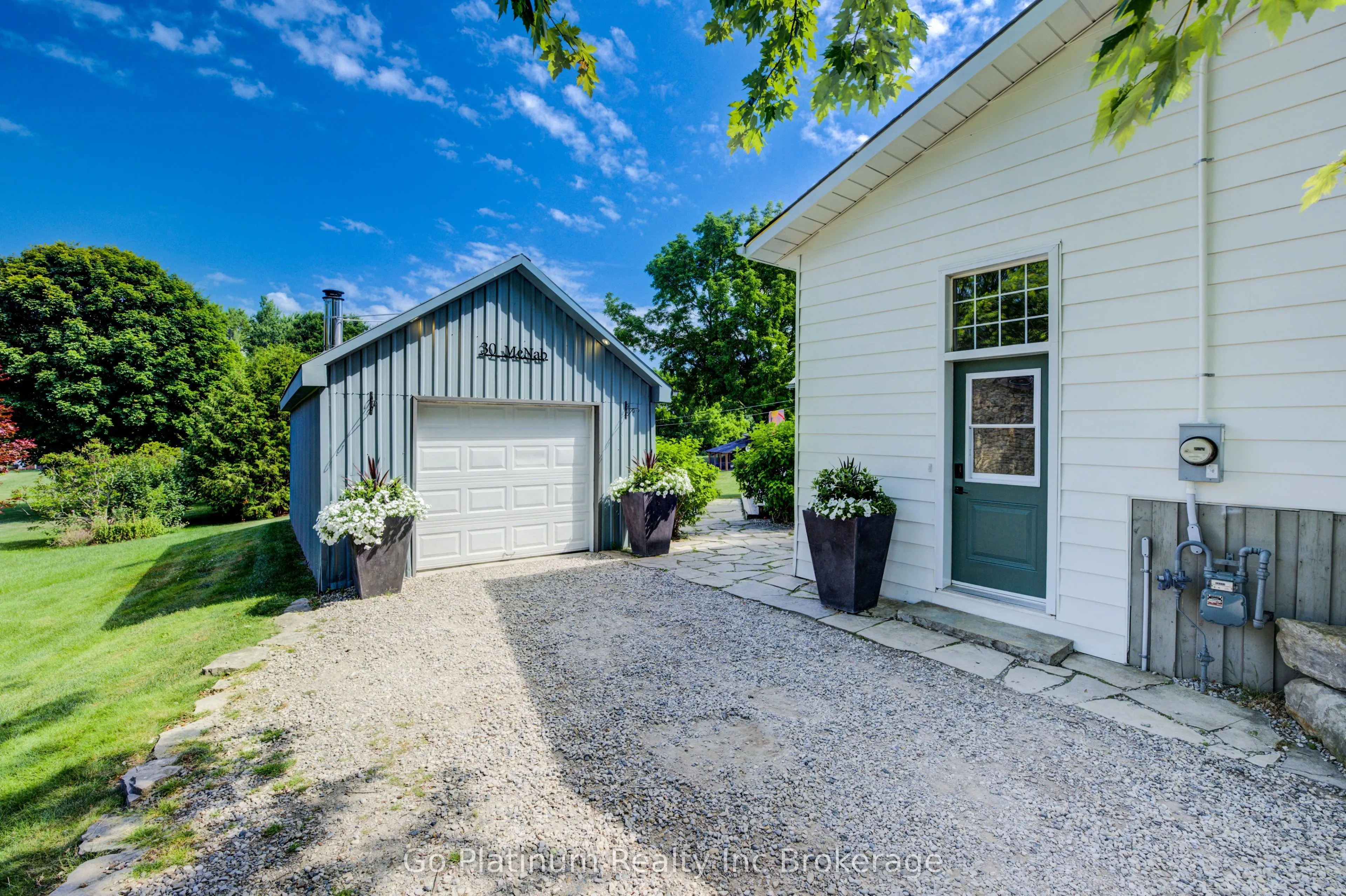 30 Mcnab Lane