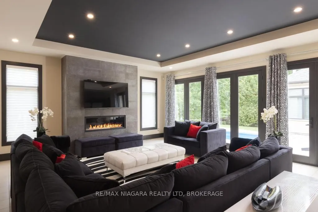 362 Niagara Boulevard