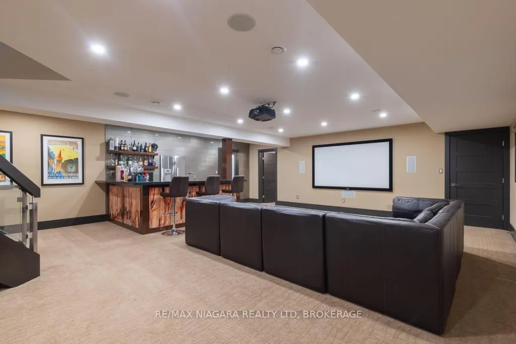 362 Niagara Boulevard