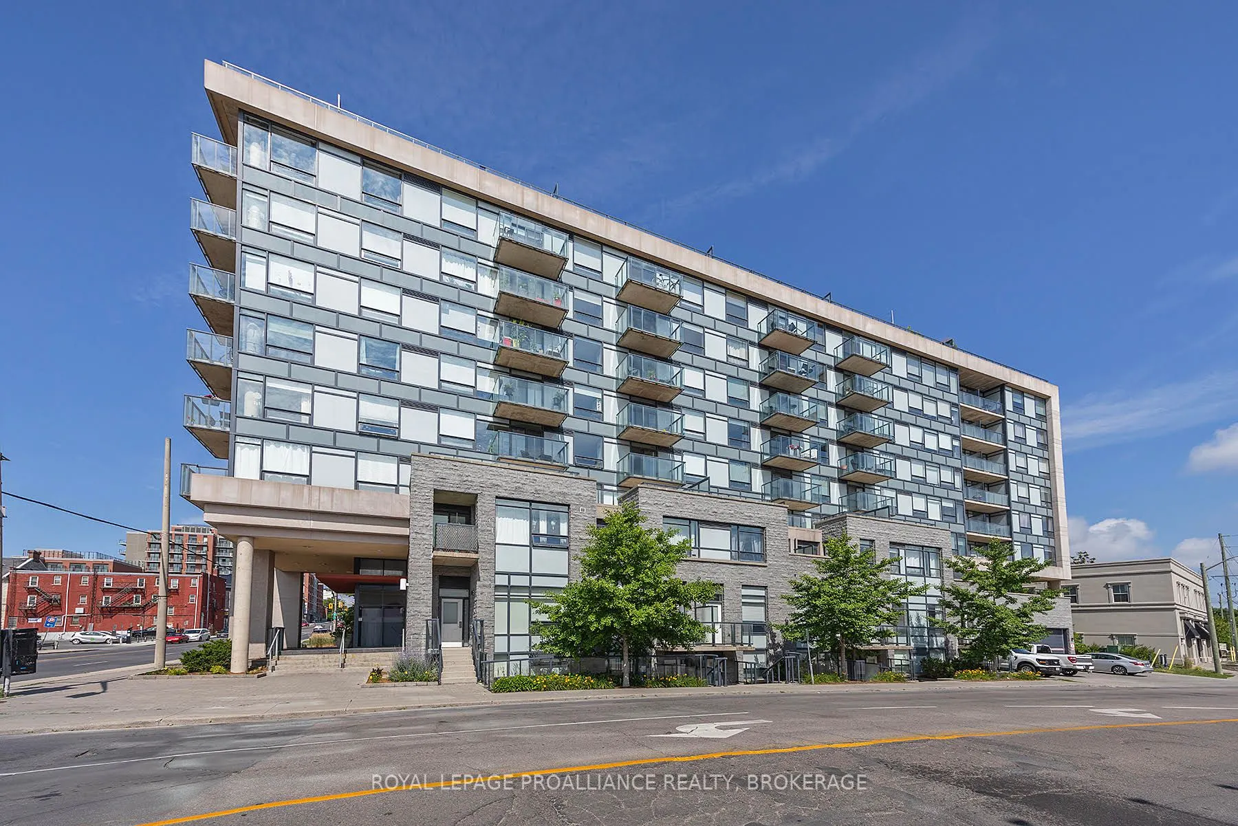 121 Queen Street, #709