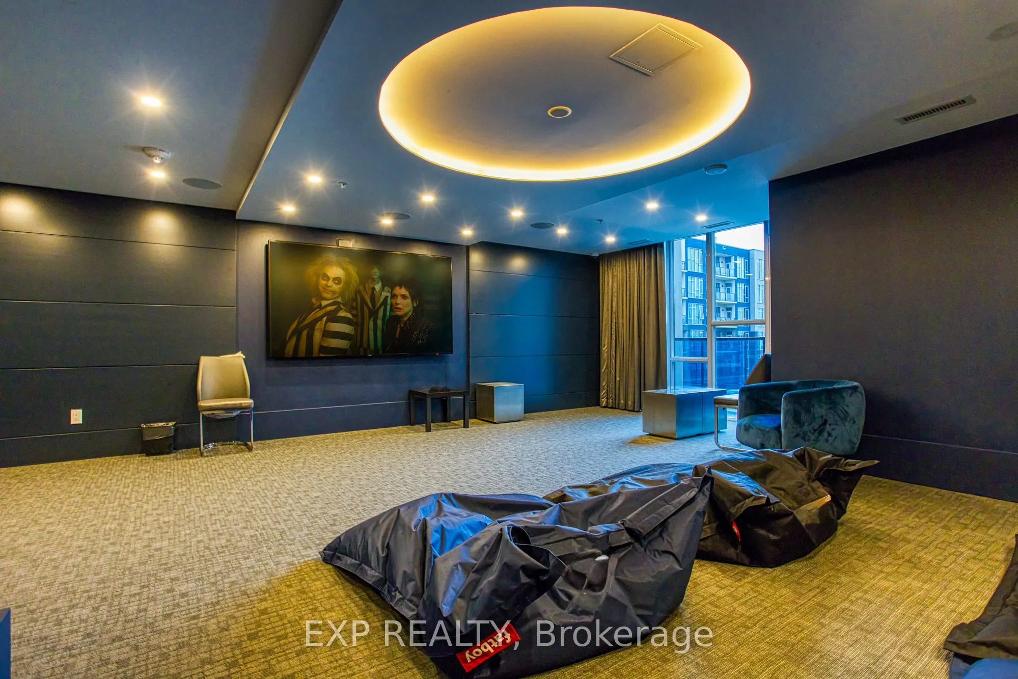 16 Concord Place, #707