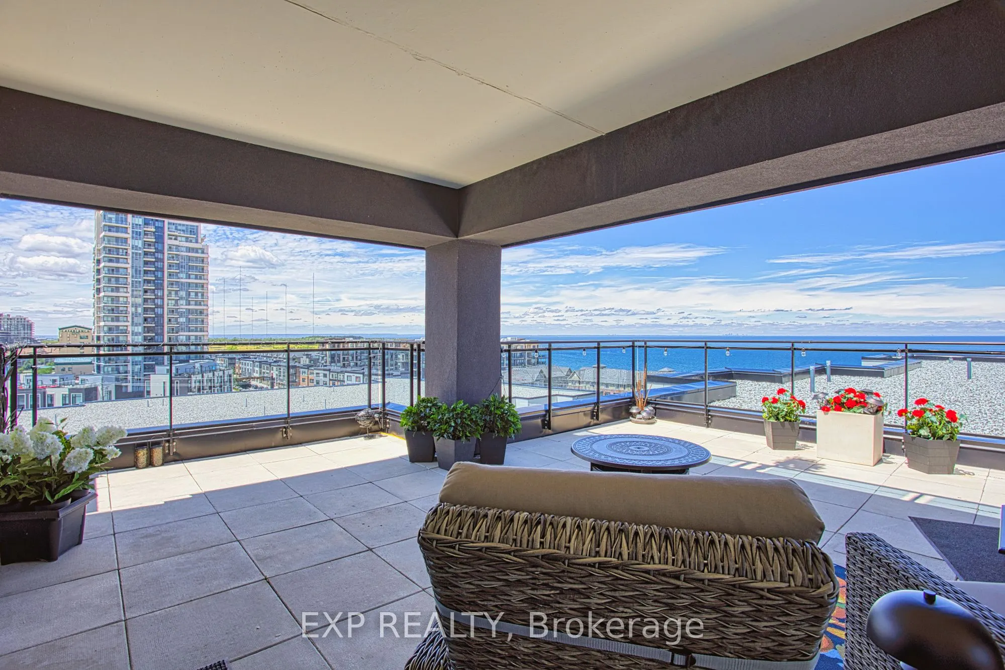 16 Concord Place, #707