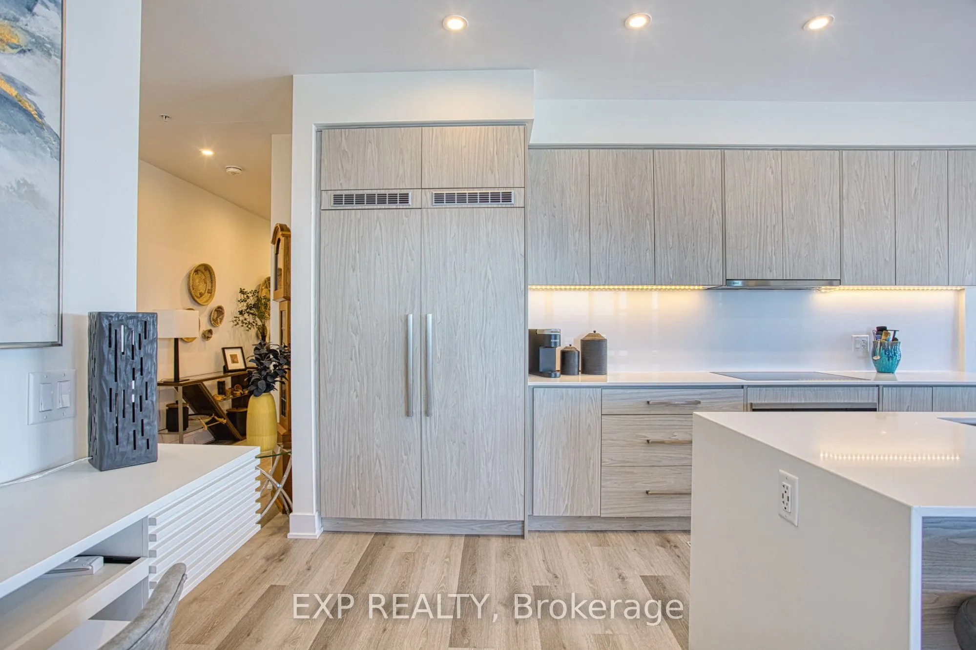 16 Concord Place, #707