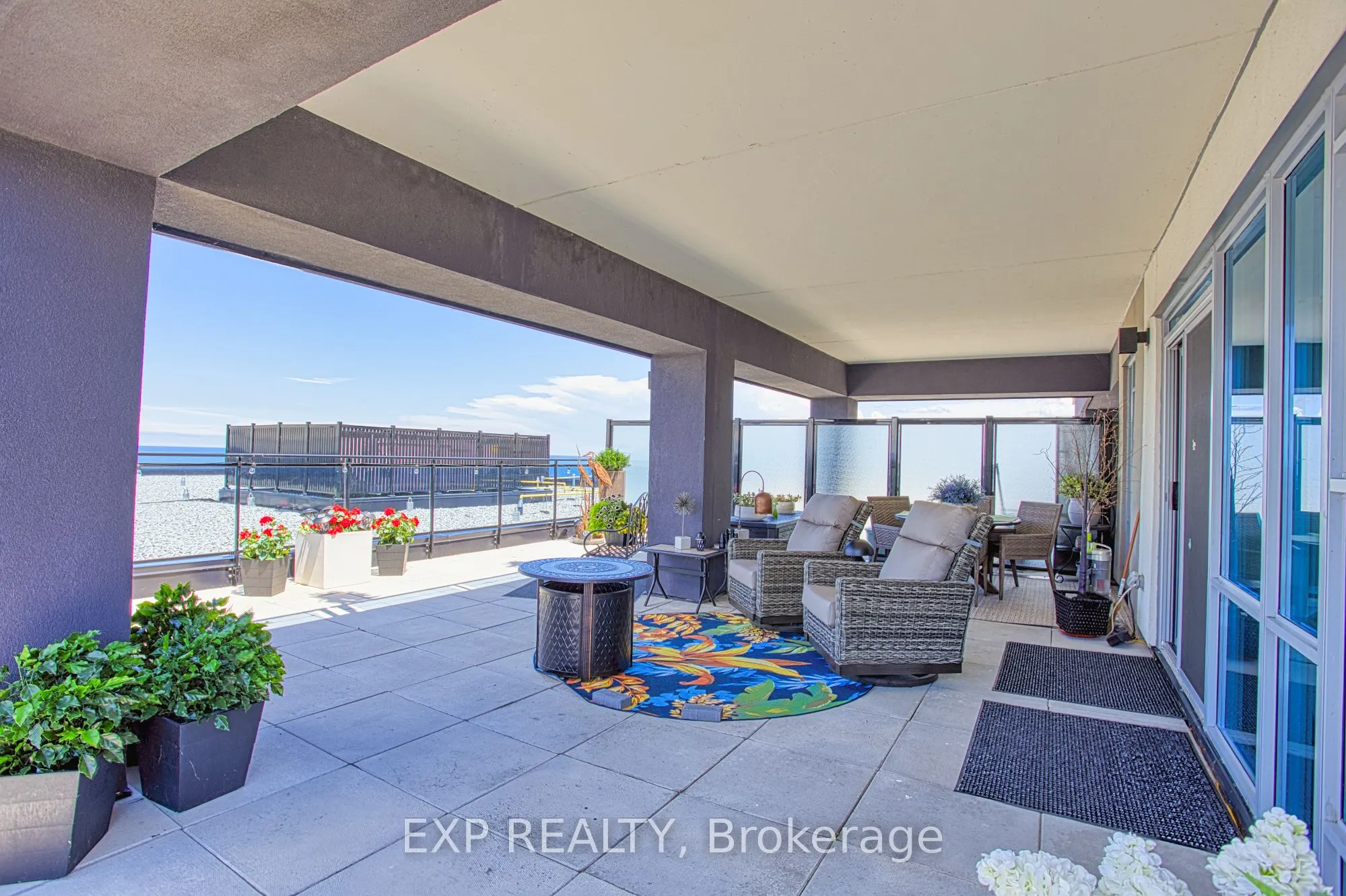 16 Concord Place, #707