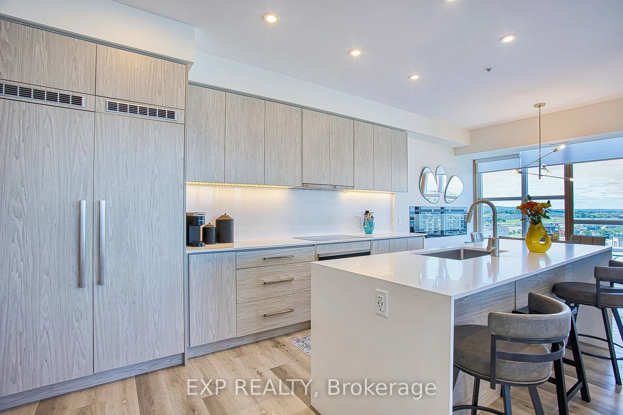 16 Concord Place, #707