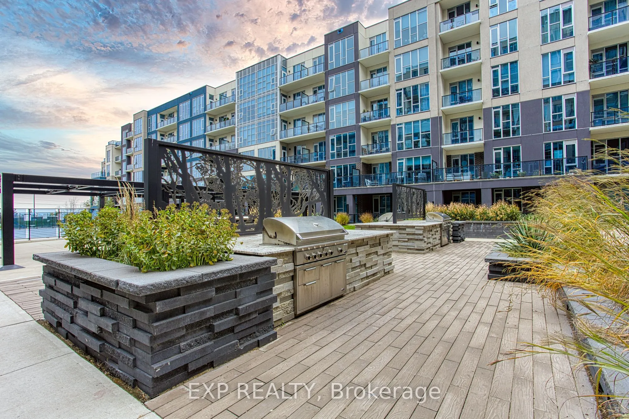 16 Concord Place, #707