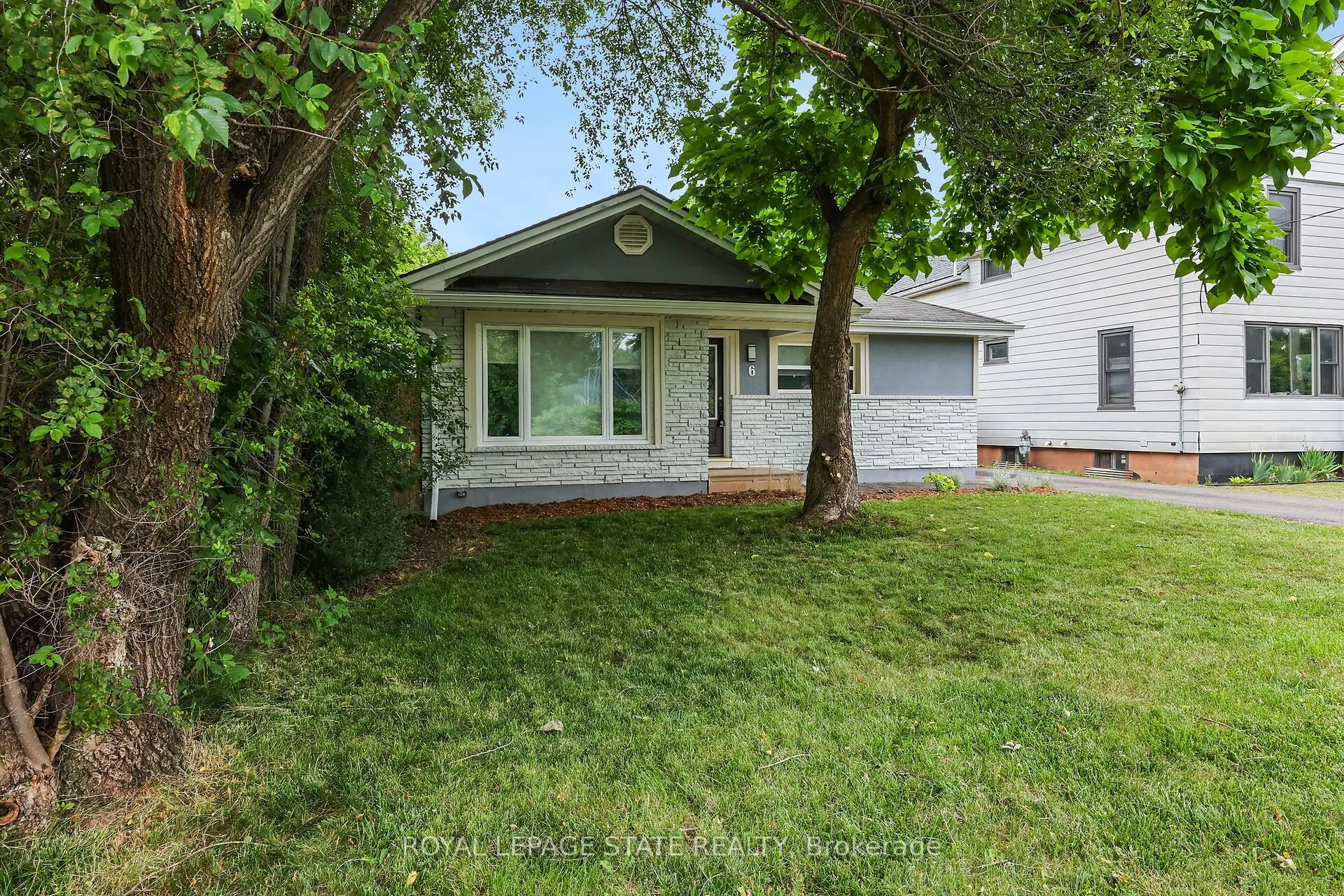6 Lincoln Avenue