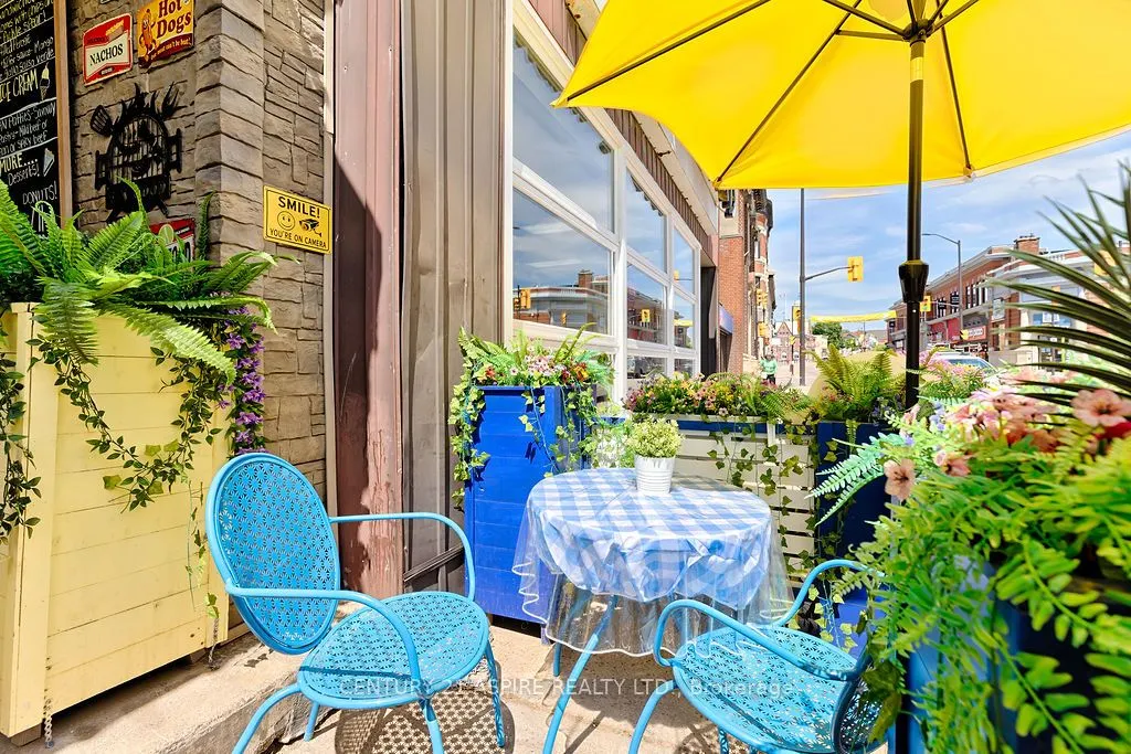53 Pembroke Street W