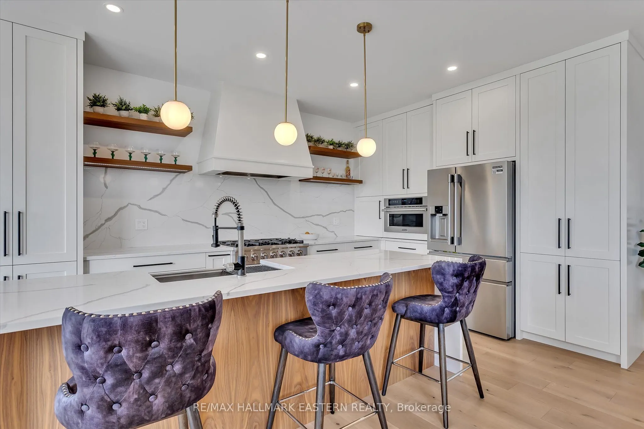 35 Lakeview Crescent