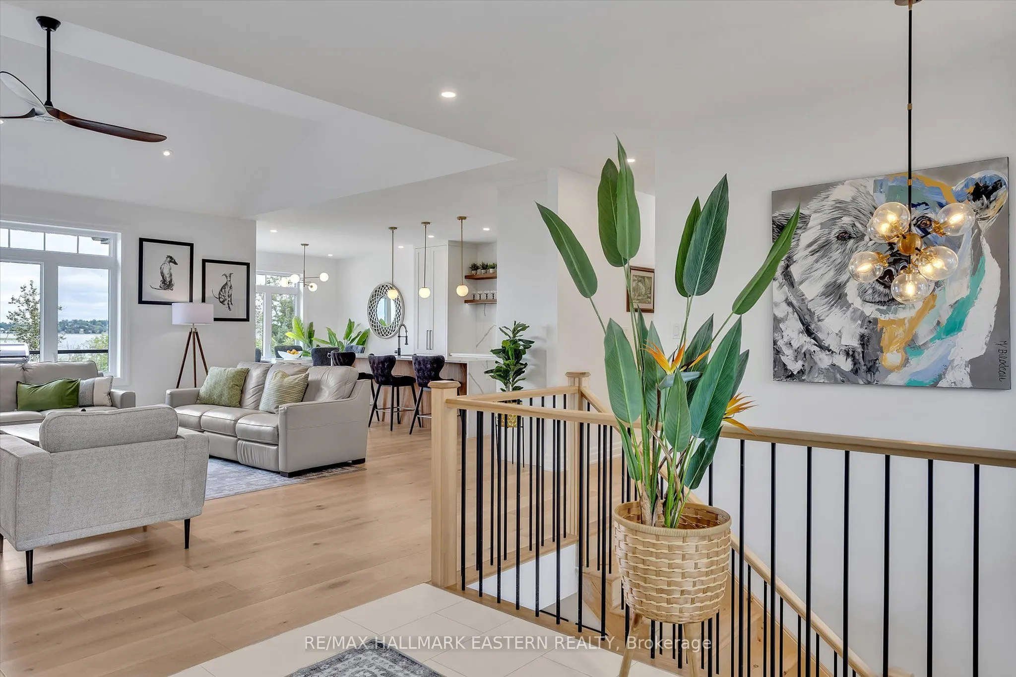 35 Lakeview Crescent