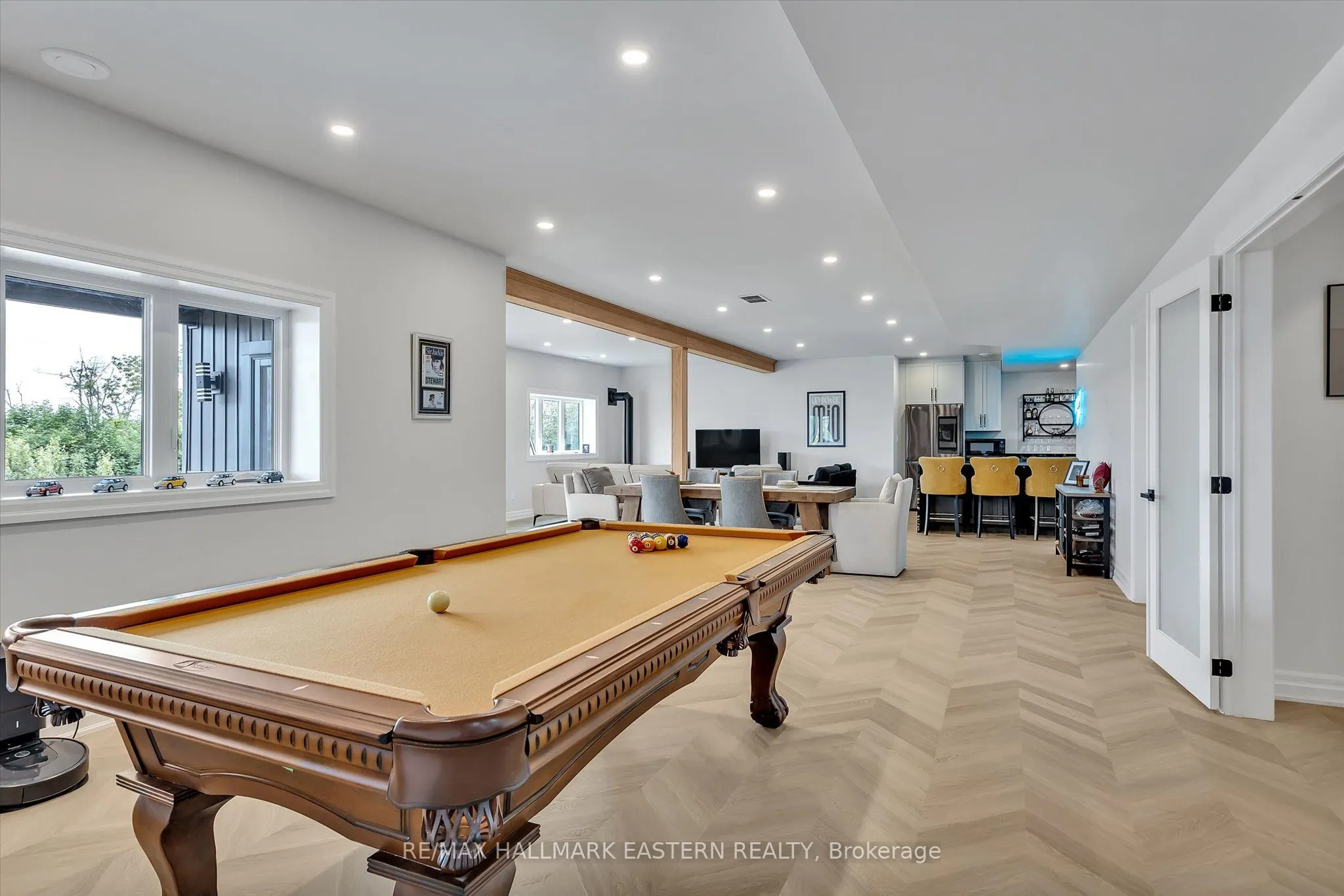 35 Lakeview Crescent