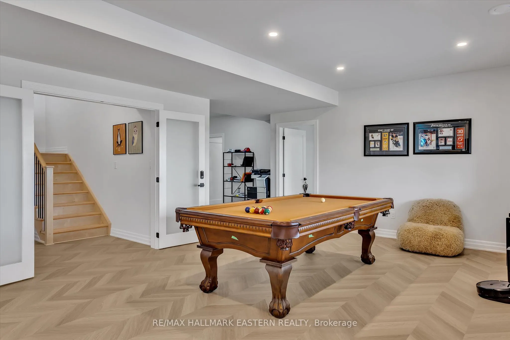 35 Lakeview Crescent