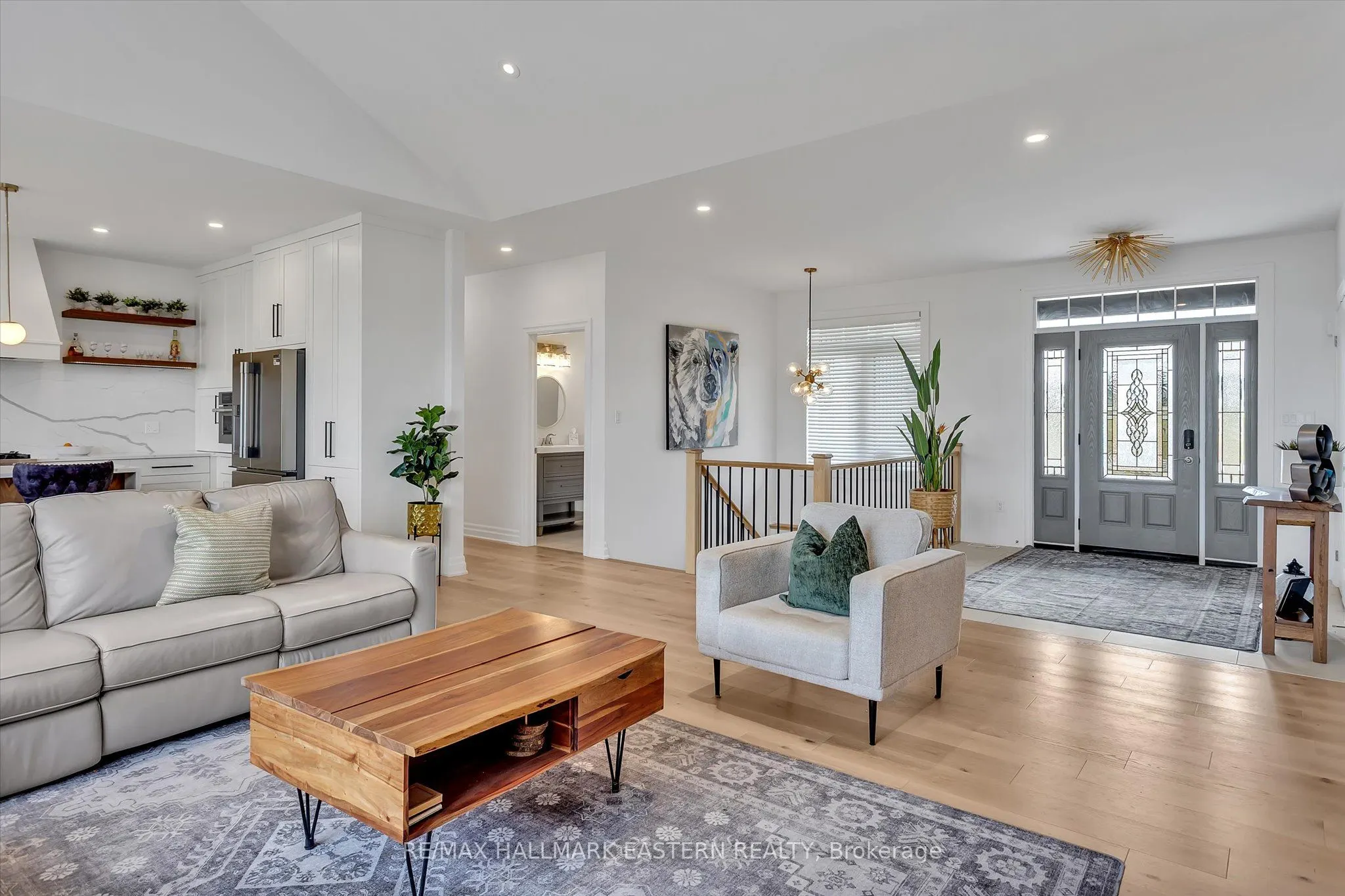 35 Lakeview Crescent