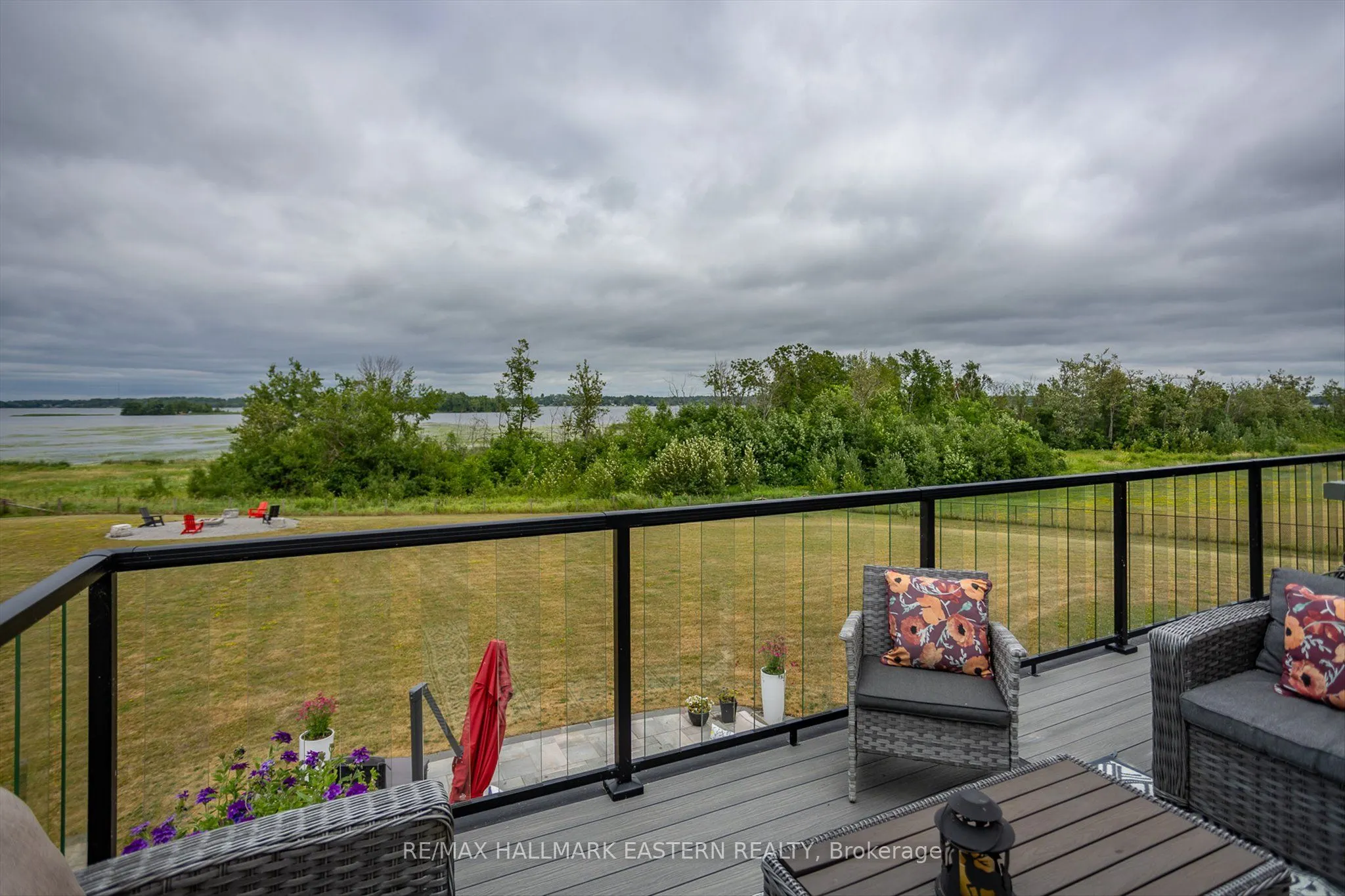 35 Lakeview Crescent