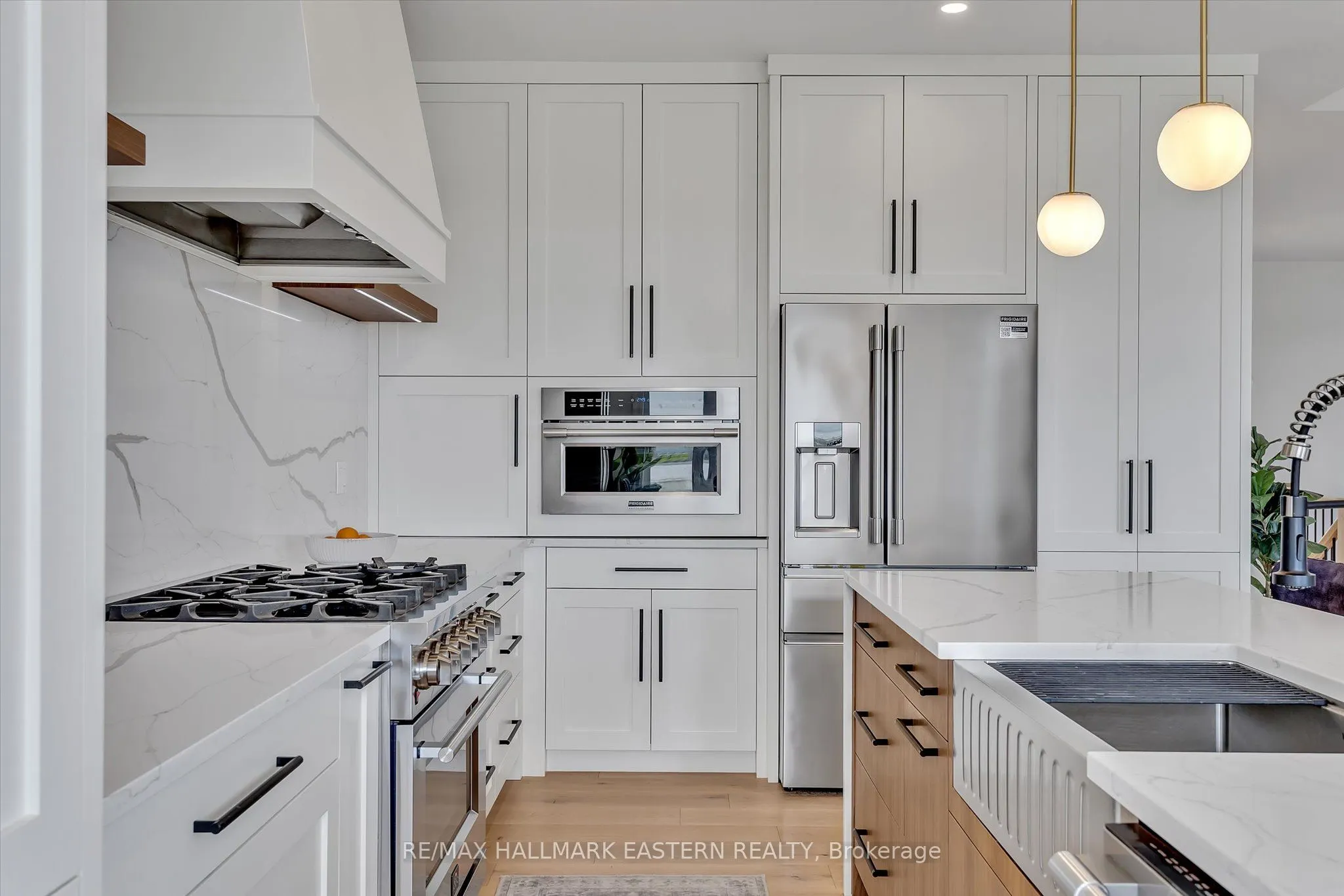 35 Lakeview Crescent