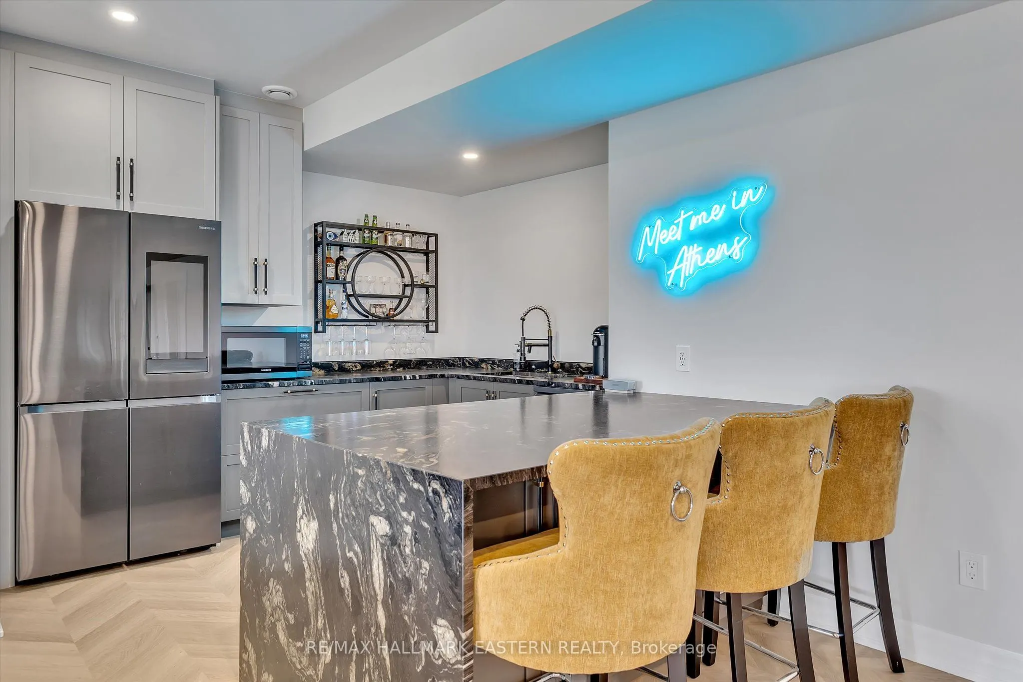 35 Lakeview Crescent