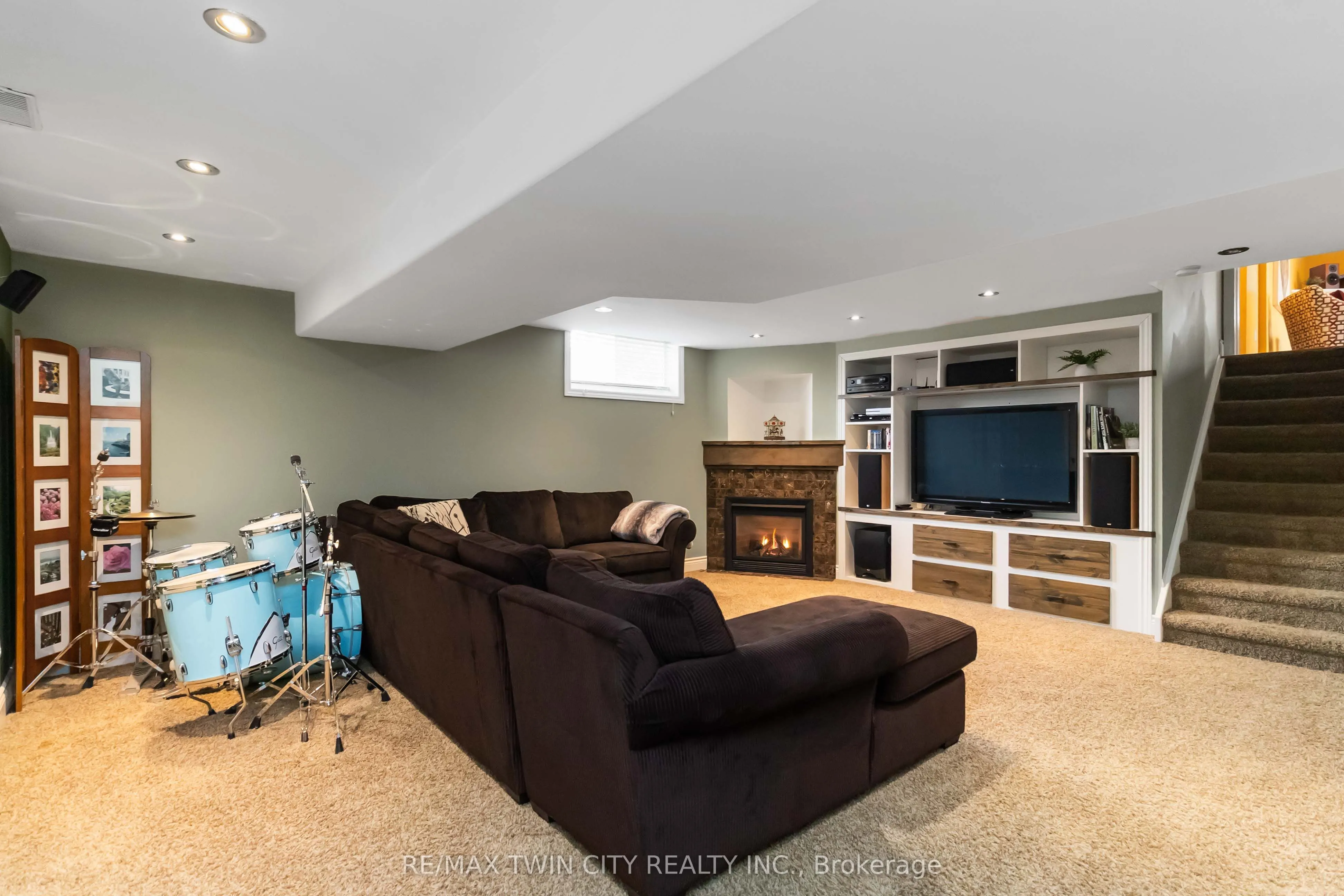 42 Sandpiper Drive