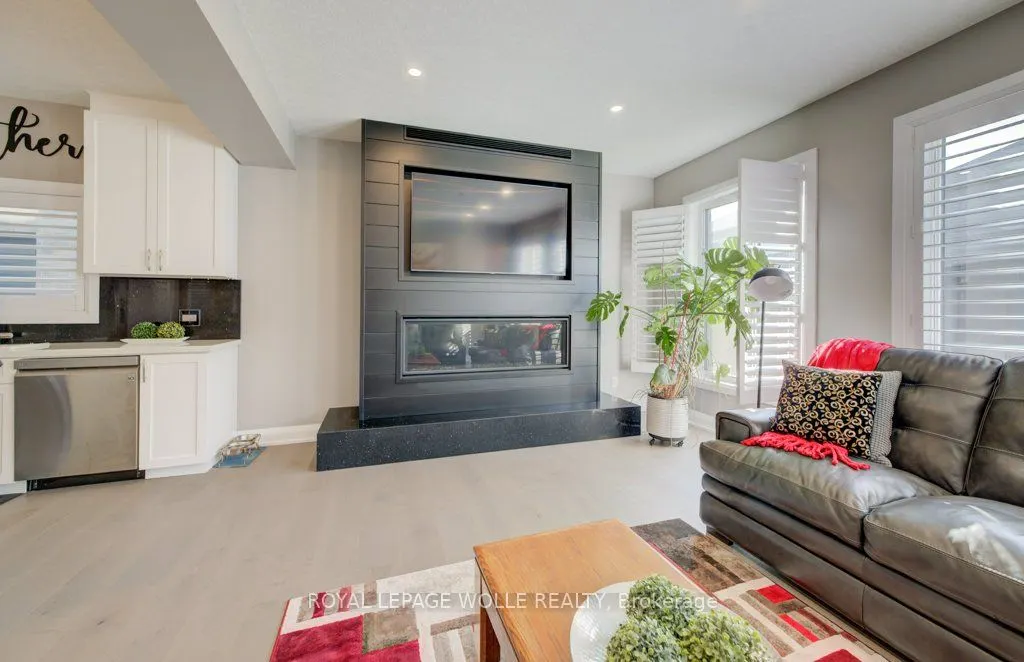 43 Greyhawk Street