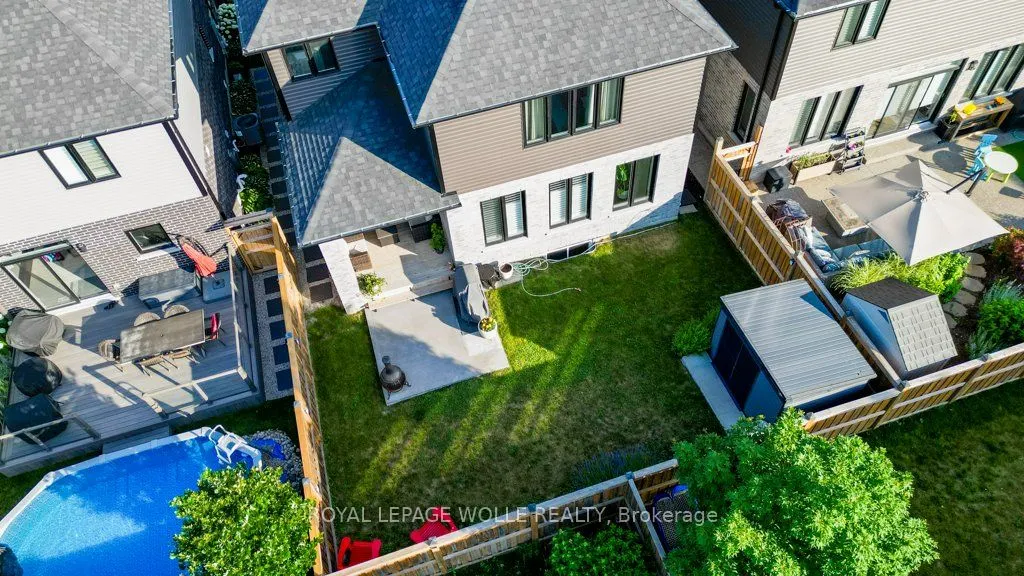 43 Greyhawk Street