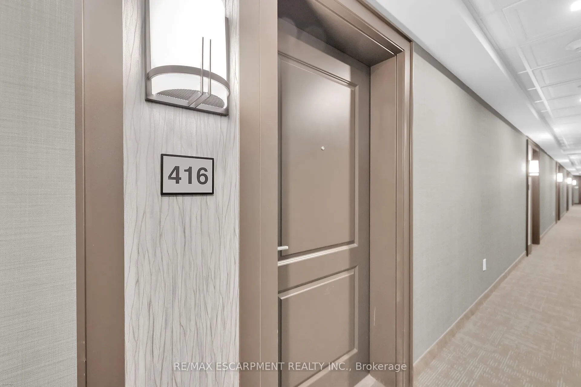 470 Dundas Street E, #416