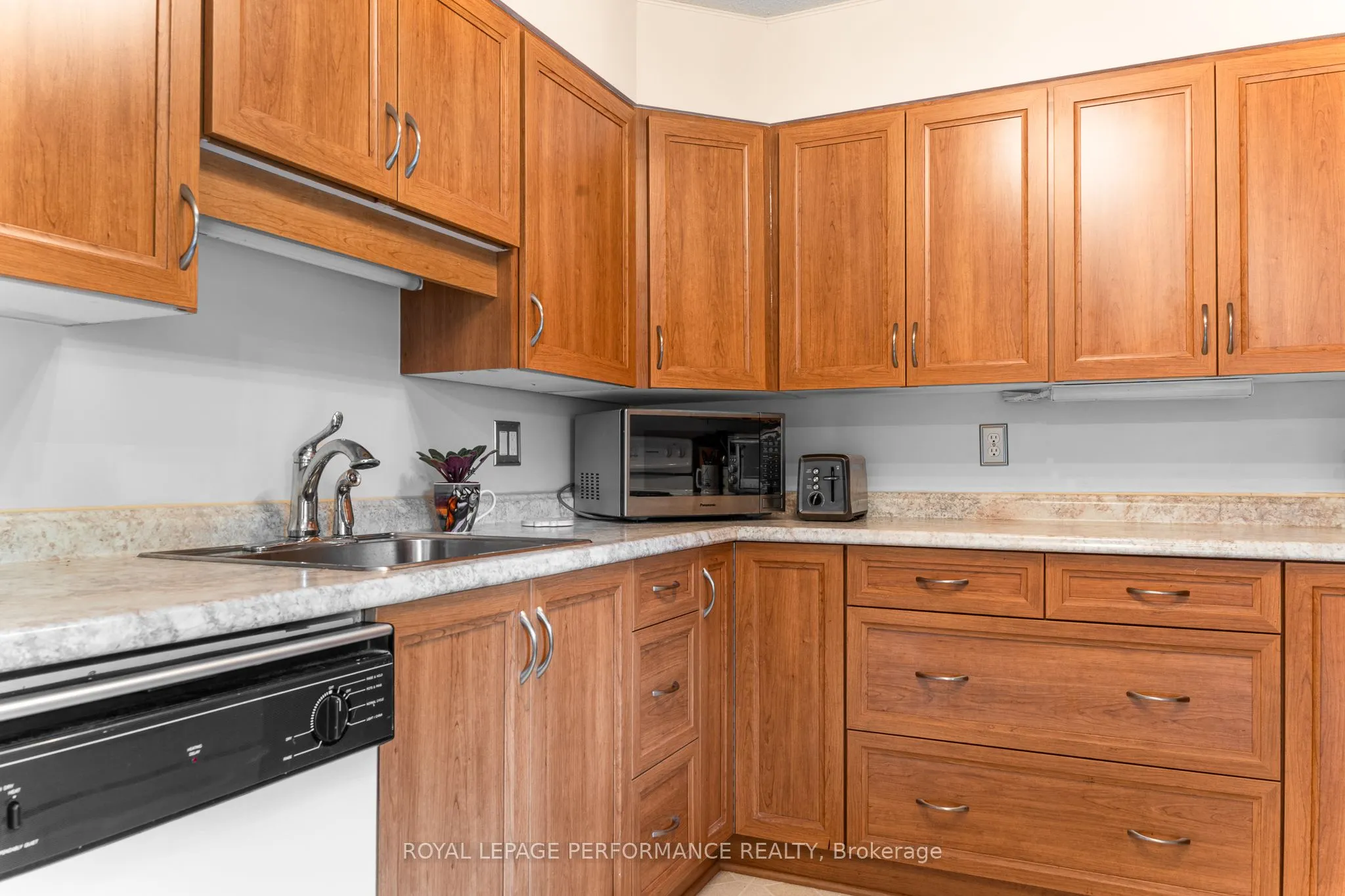 9 Plainfield Court, #5