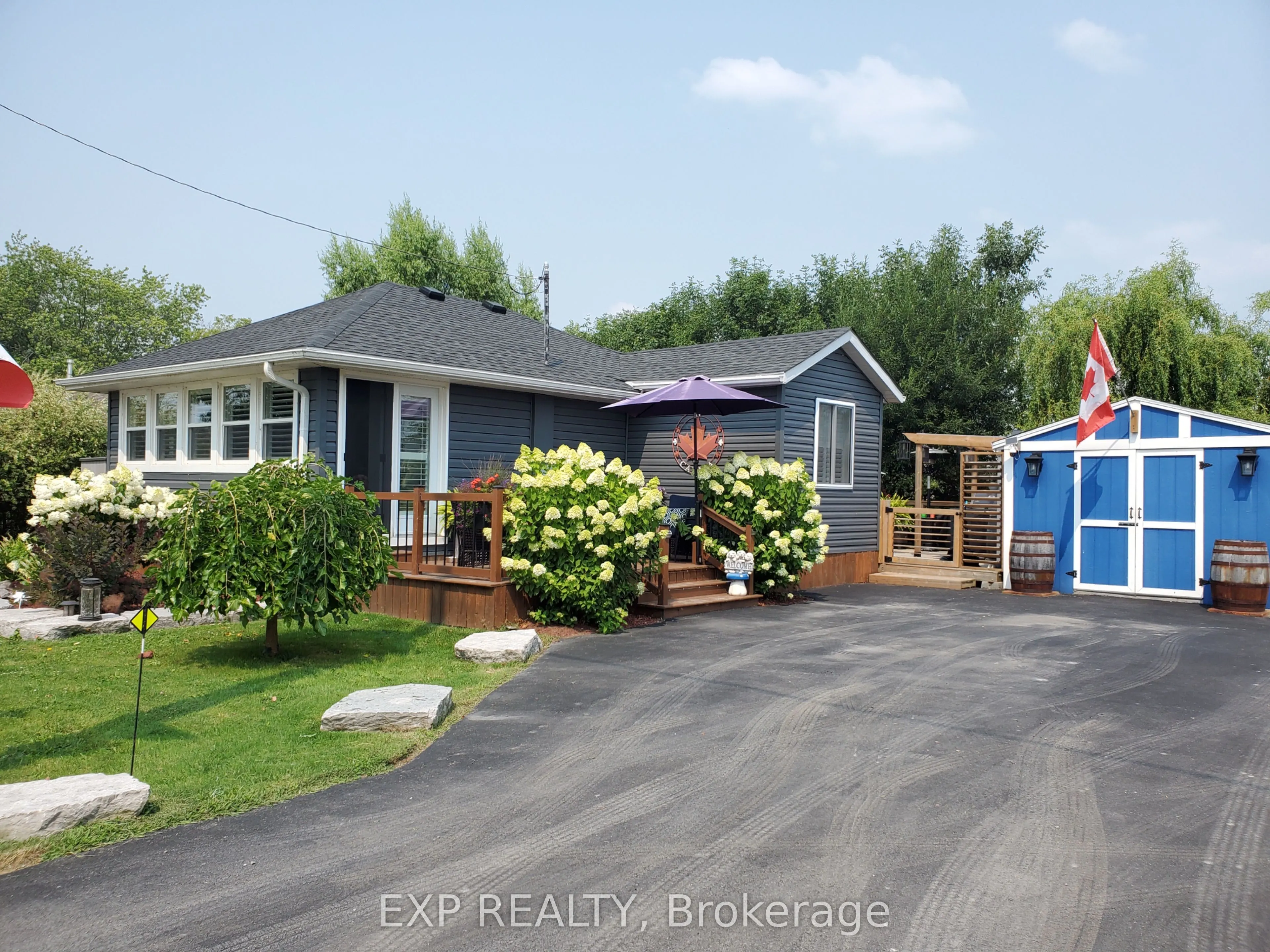 2011 Lakeshore Road