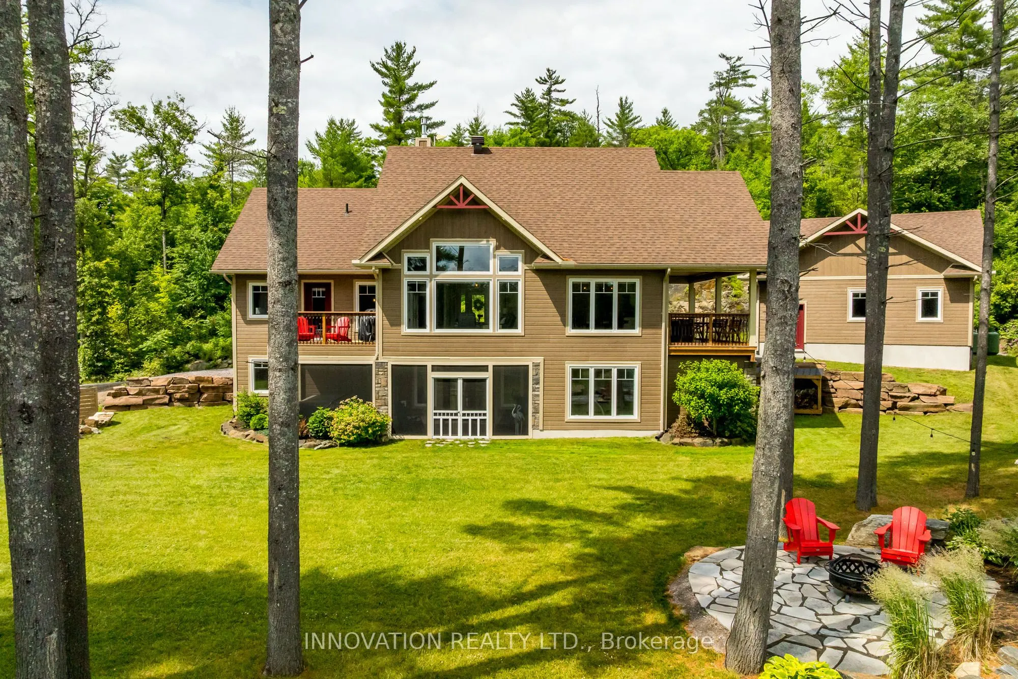 103 A Carriage Landing Drive