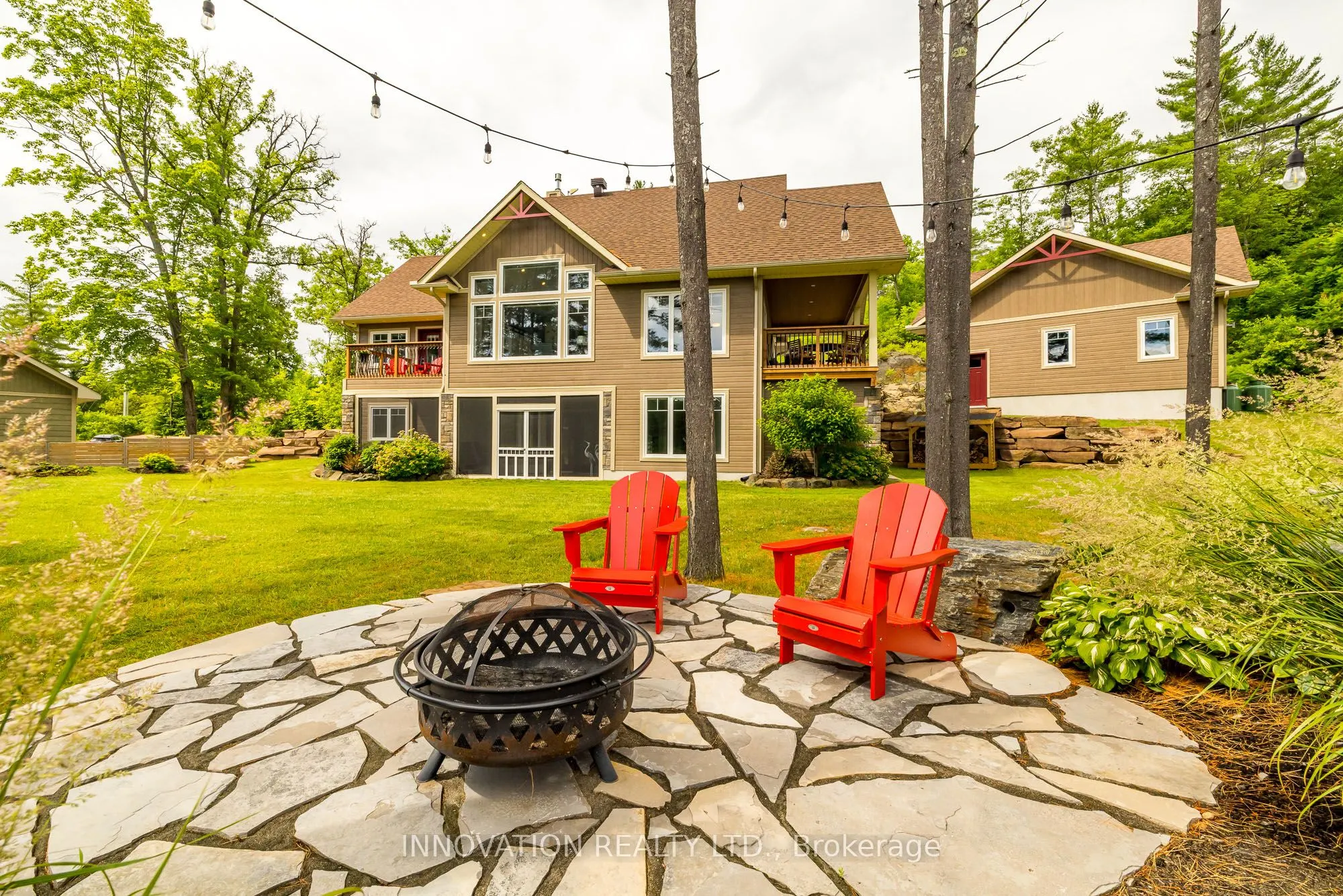 103 A Carriage Landing Drive