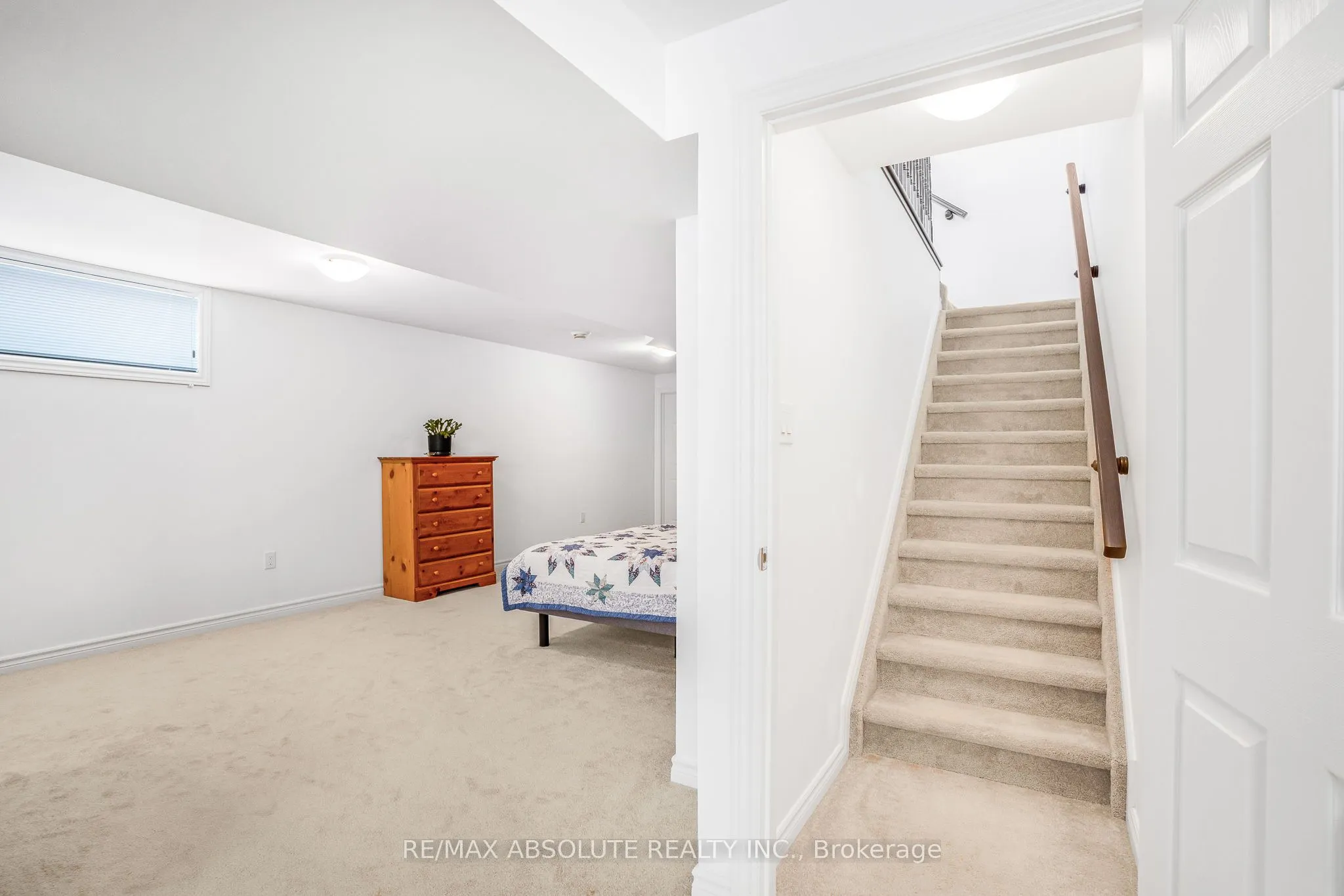 625 Robert Street
