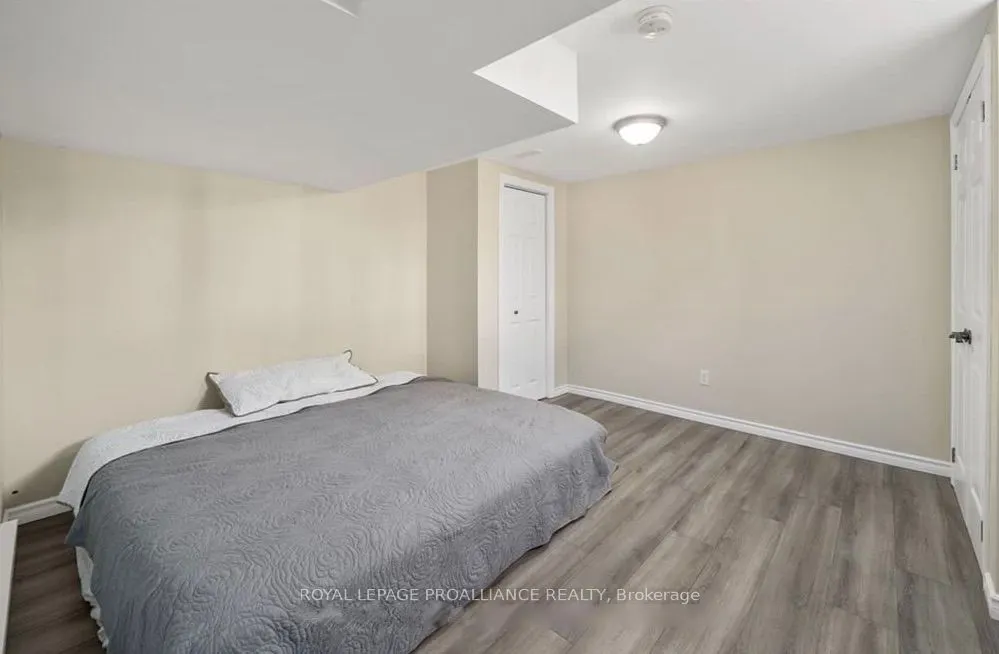 19185 LOYALIST Parkway
