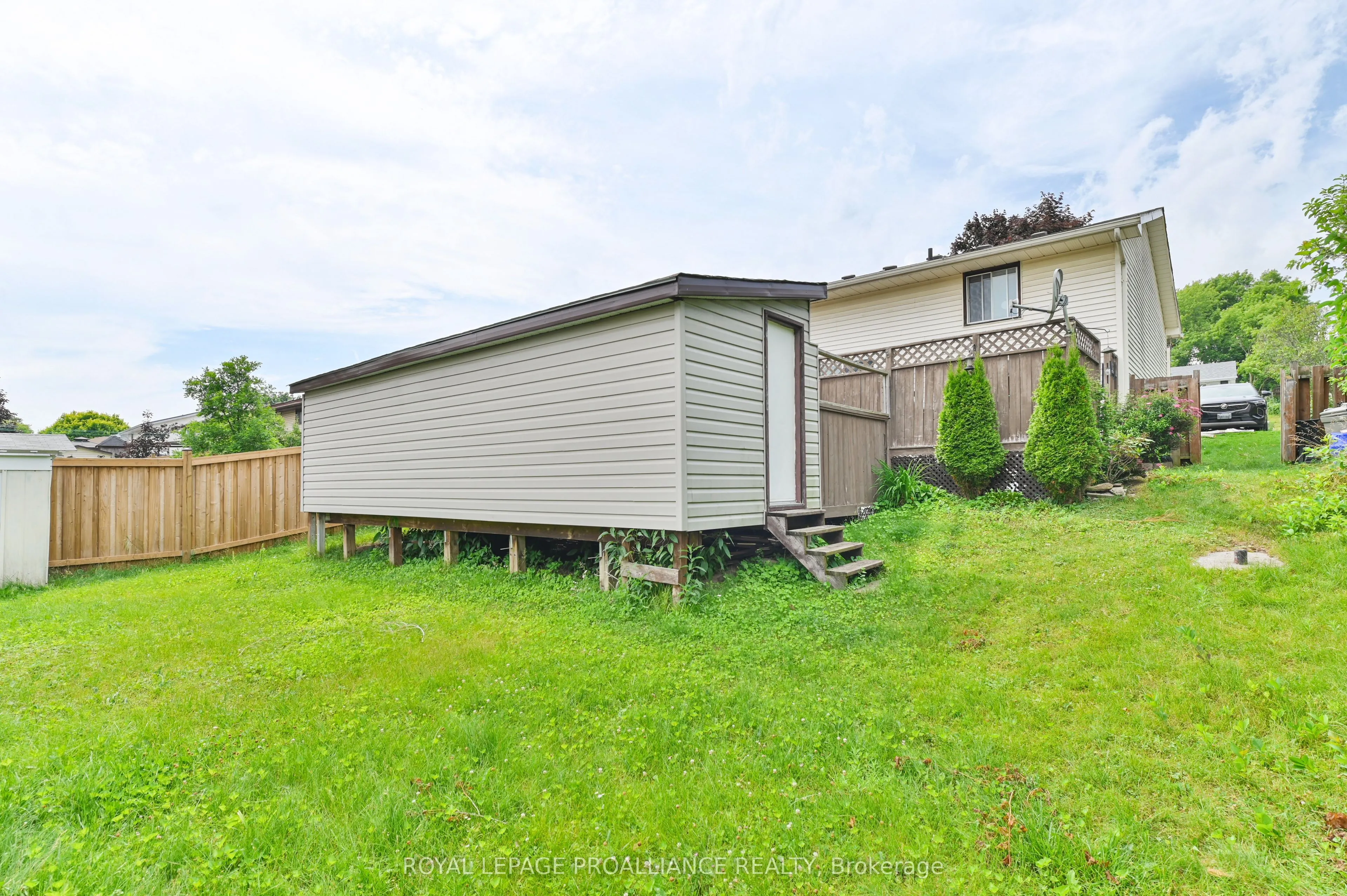 35 Van Alstine Drive