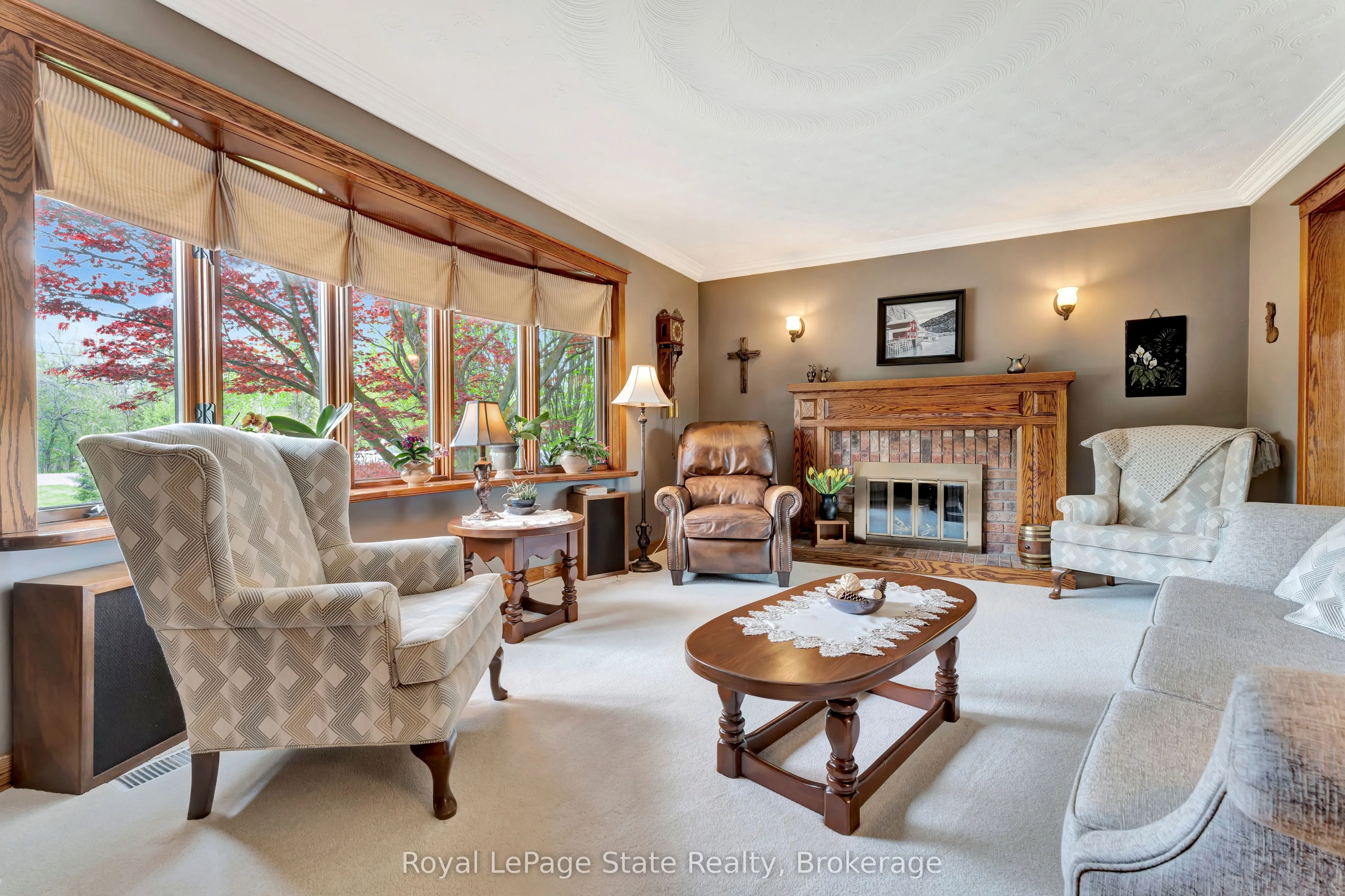 685 Robson Road