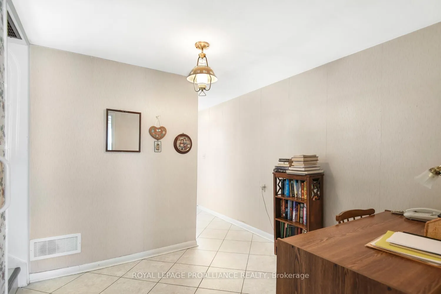 2 Woodlawn Place