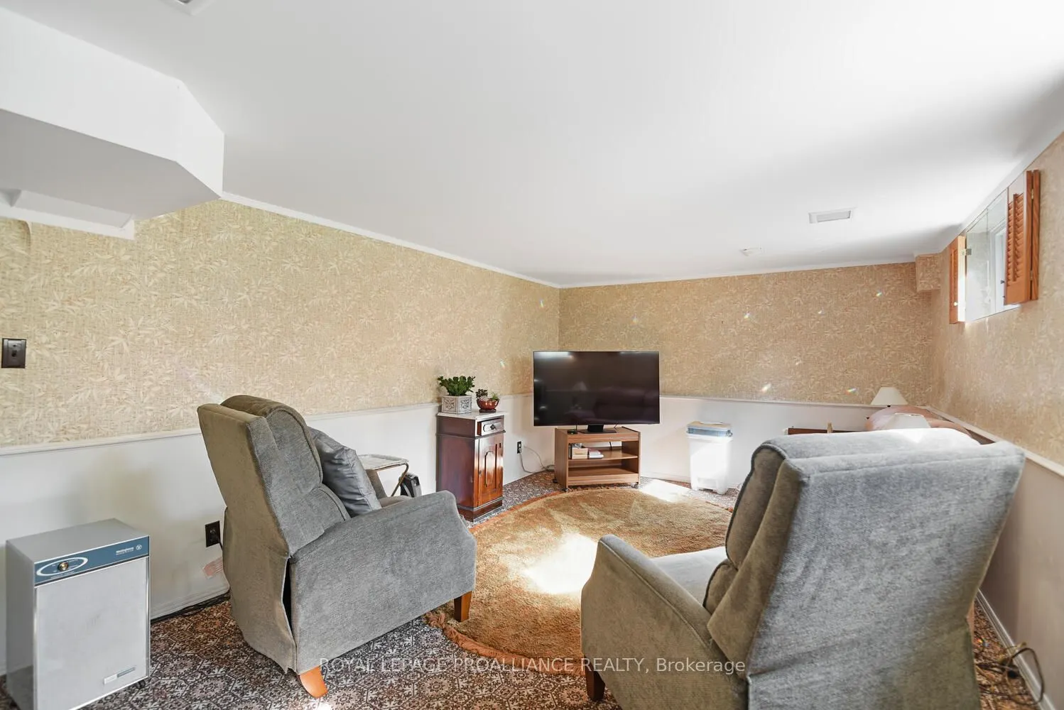 2 Woodlawn Place