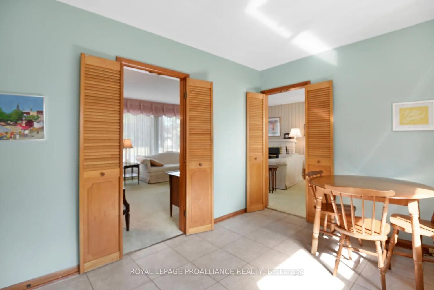 2 Woodlawn Place