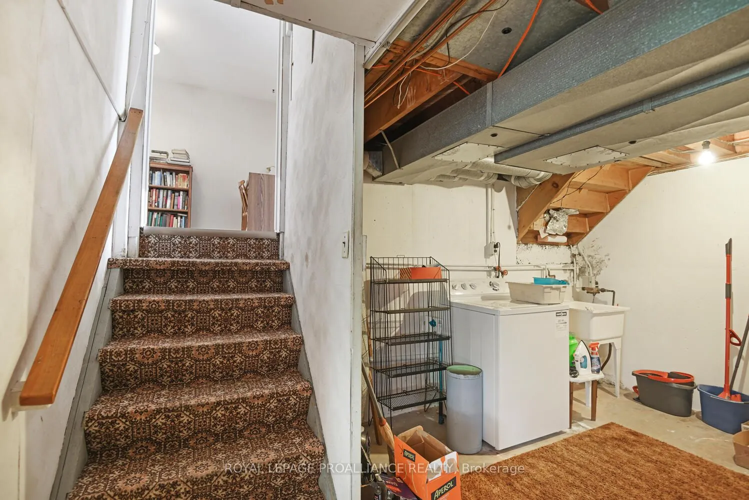 2 Woodlawn Place