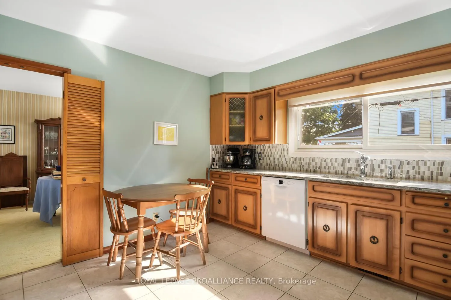 2 Woodlawn Place